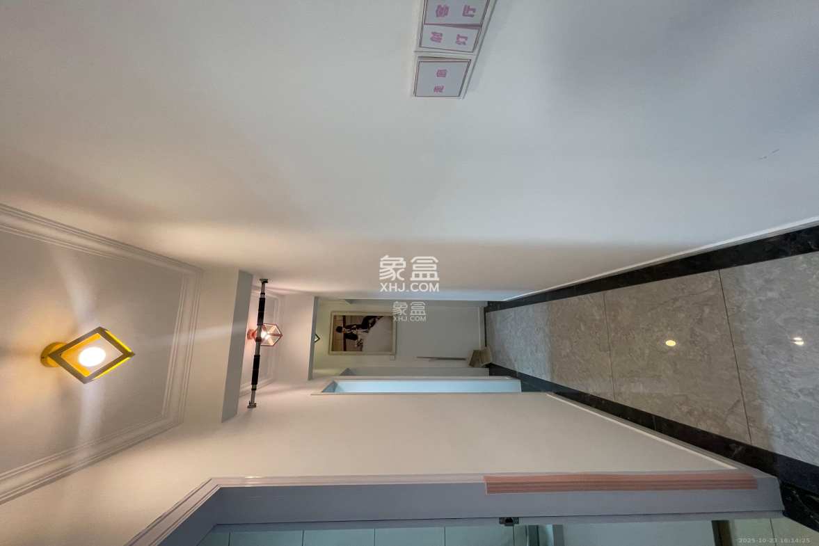 湘域城邦(湘域国际中心) 2室2厅1卫 3500.0元/月 湘域城邦(湘域国际中心) 2室2厅1卫 3500.0元/月室内图