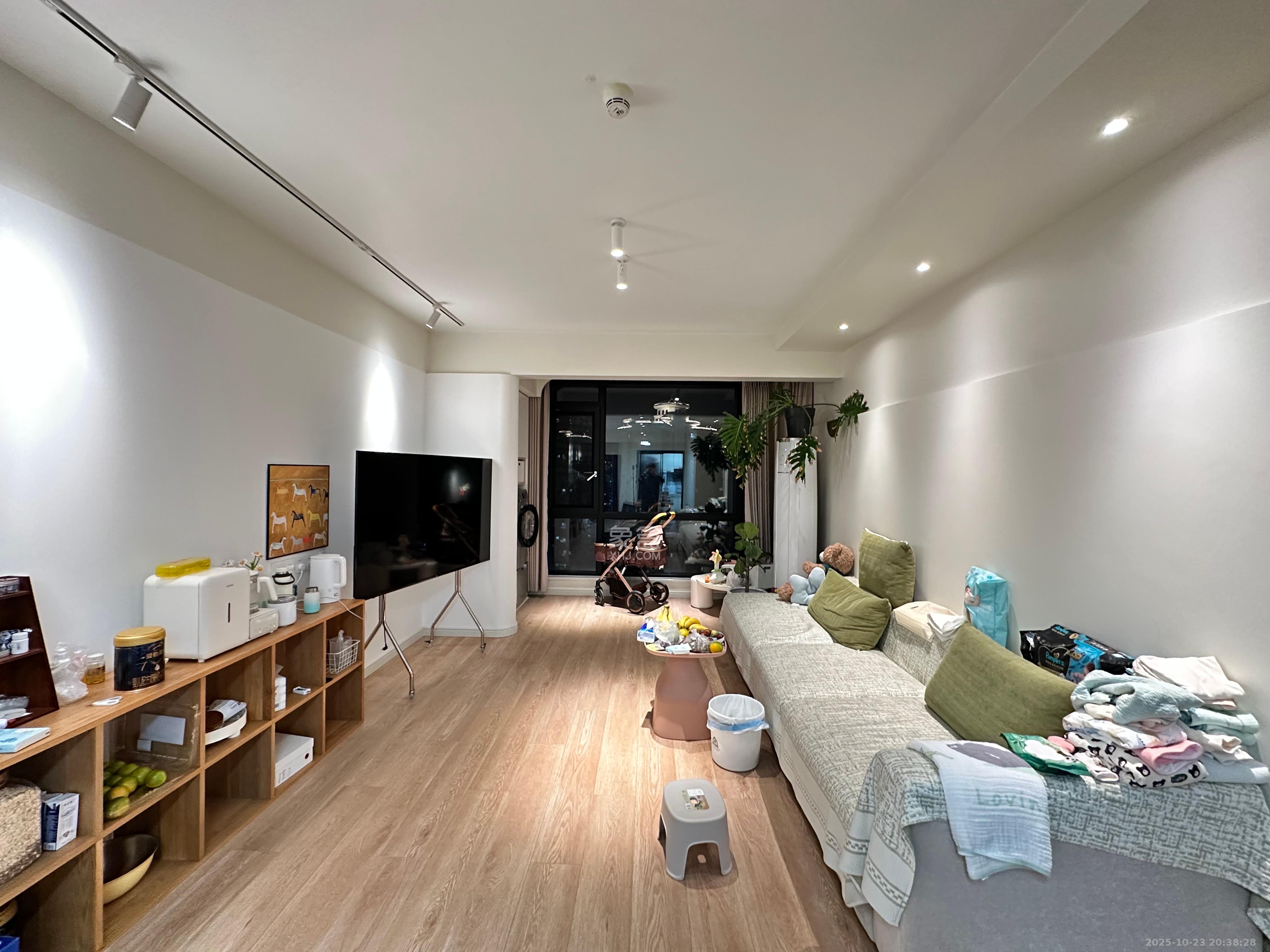 振业城三期  3室2厅2卫    3800.0元/月 振业城三期  3室2厅2卫    3800.0元/月室内图