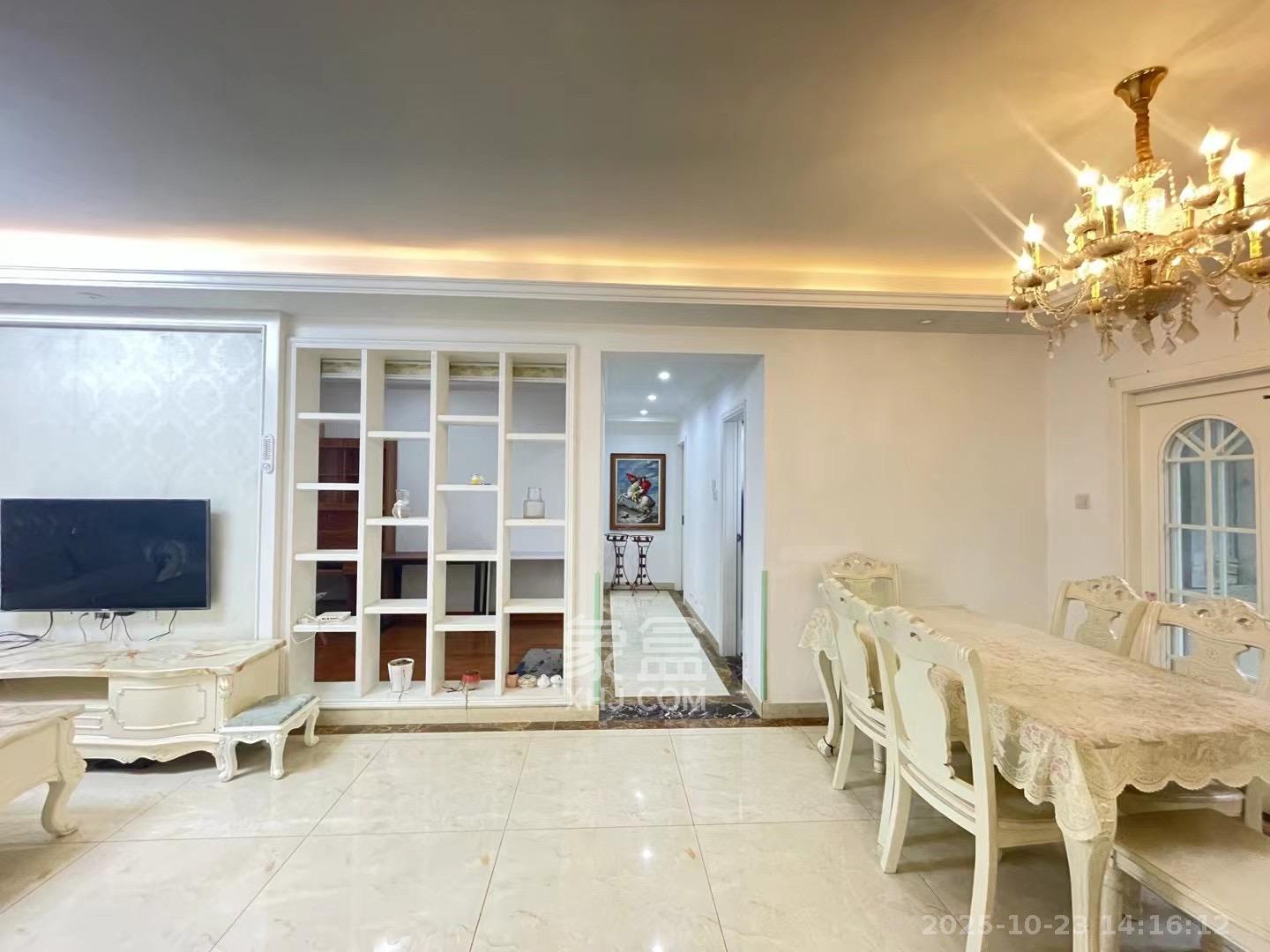 中海梅溪湖壹号  3室2厅1卫    2400.0元/月 中海梅溪湖壹号  3室2厅1卫    2400.0元/月室内图