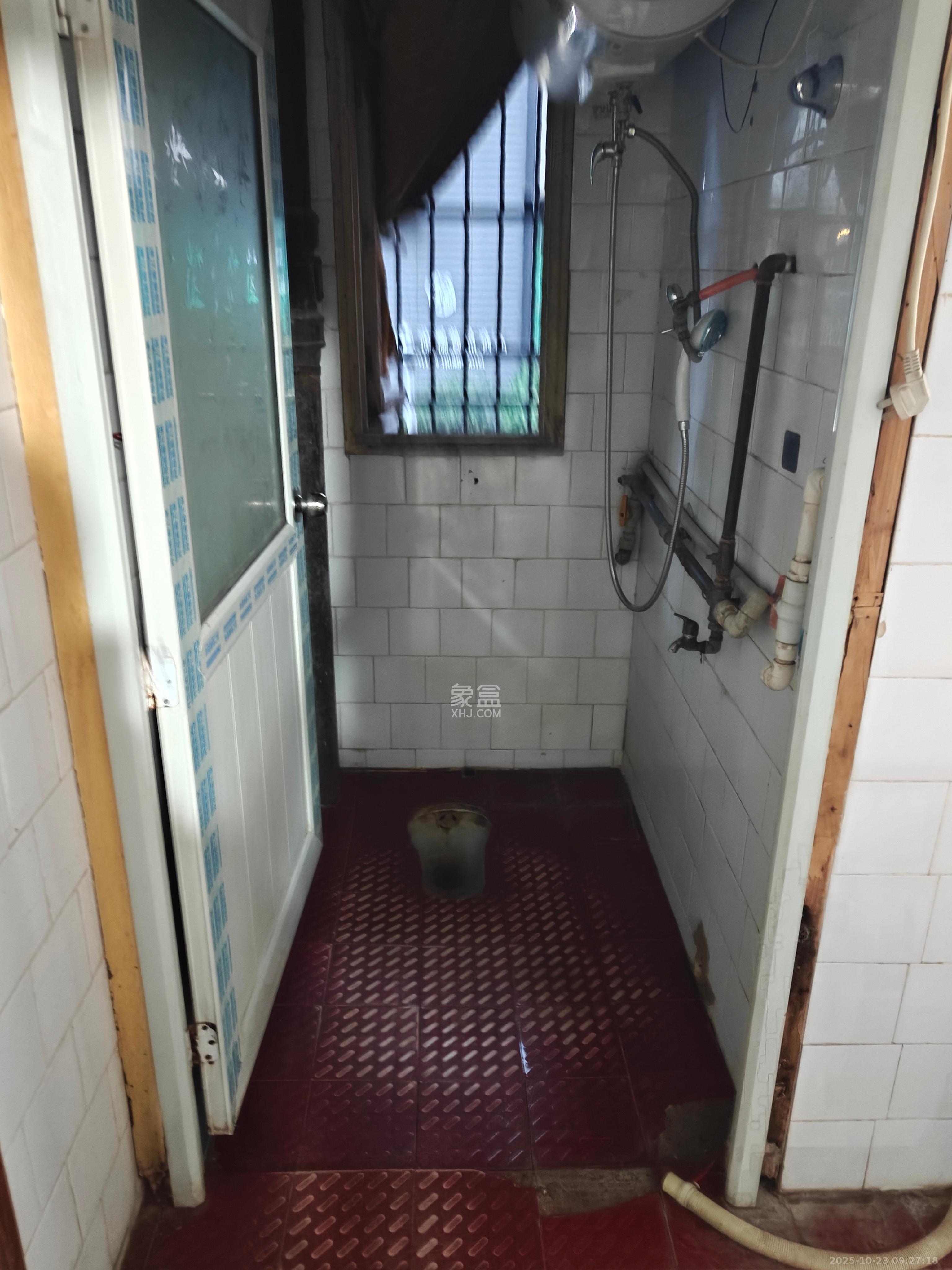 九芝堂宿舍(路边井59号)  2室1厅1卫    1500.0元/月 九芝堂宿舍(路边井59号)  2室1厅1卫    1500.0元/月室内图