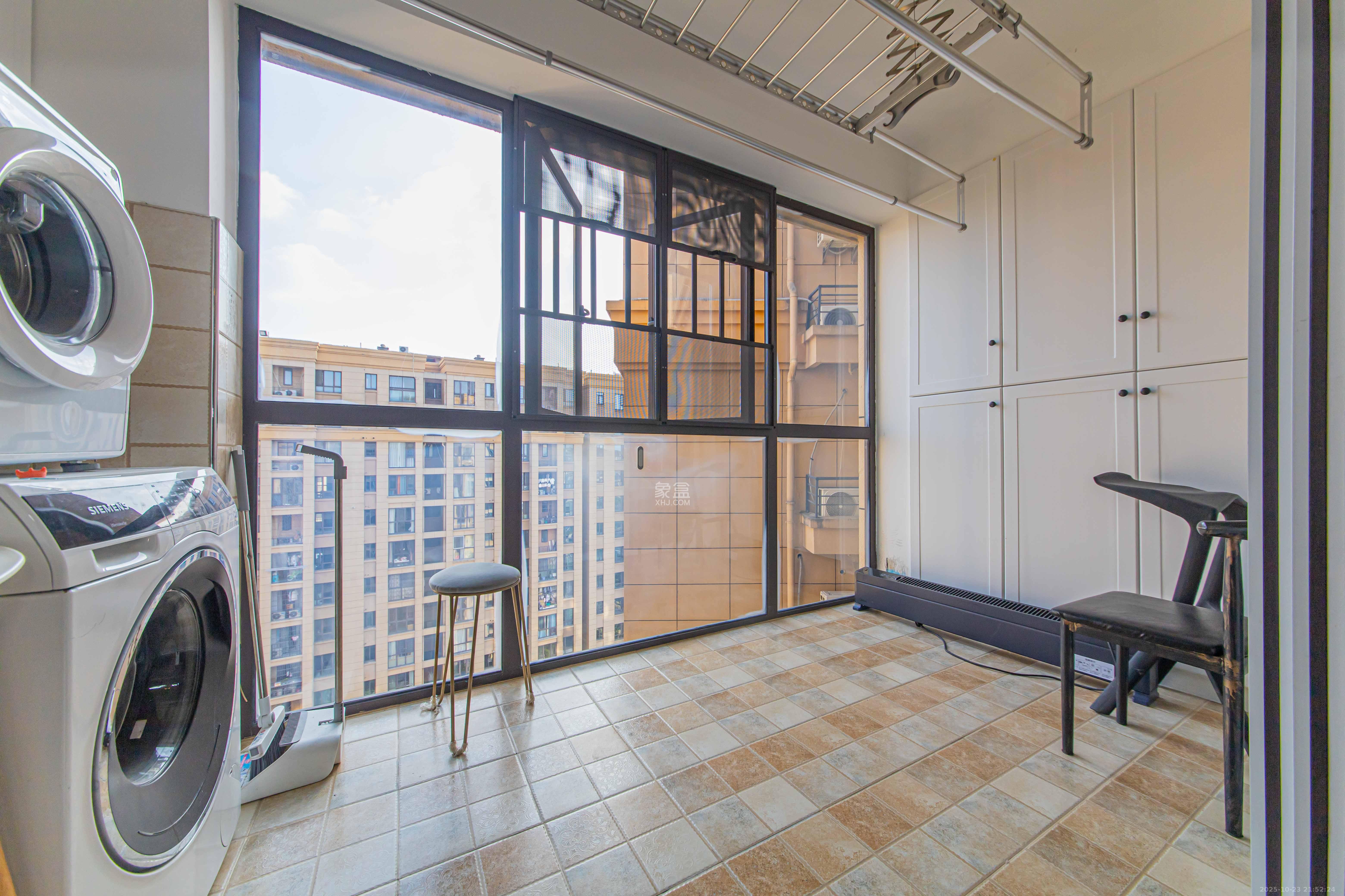 鑫远悦城(鑫远悦时代)  4室2厅2卫    108.0万 鑫远悦城(鑫远悦时代)  4室2厅2卫    108.0万阳台