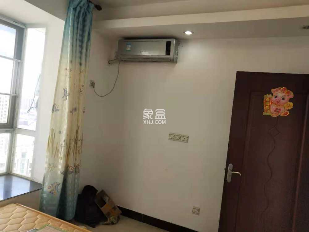 金域湾畔  2室1厅1卫    2300.0元/月室内图