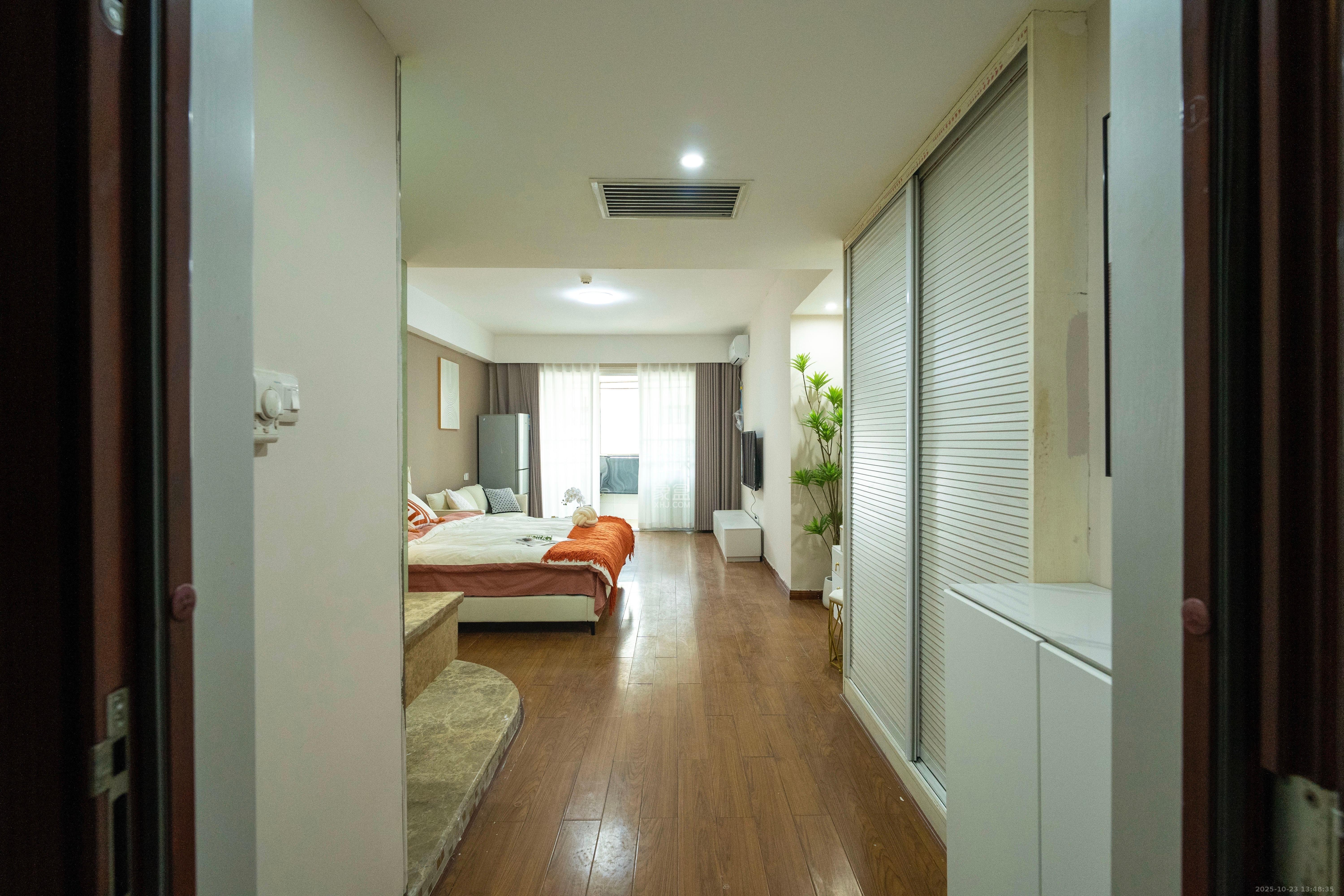 泉昇同福大厦  1室1厅1卫    2300.0元/月室内图