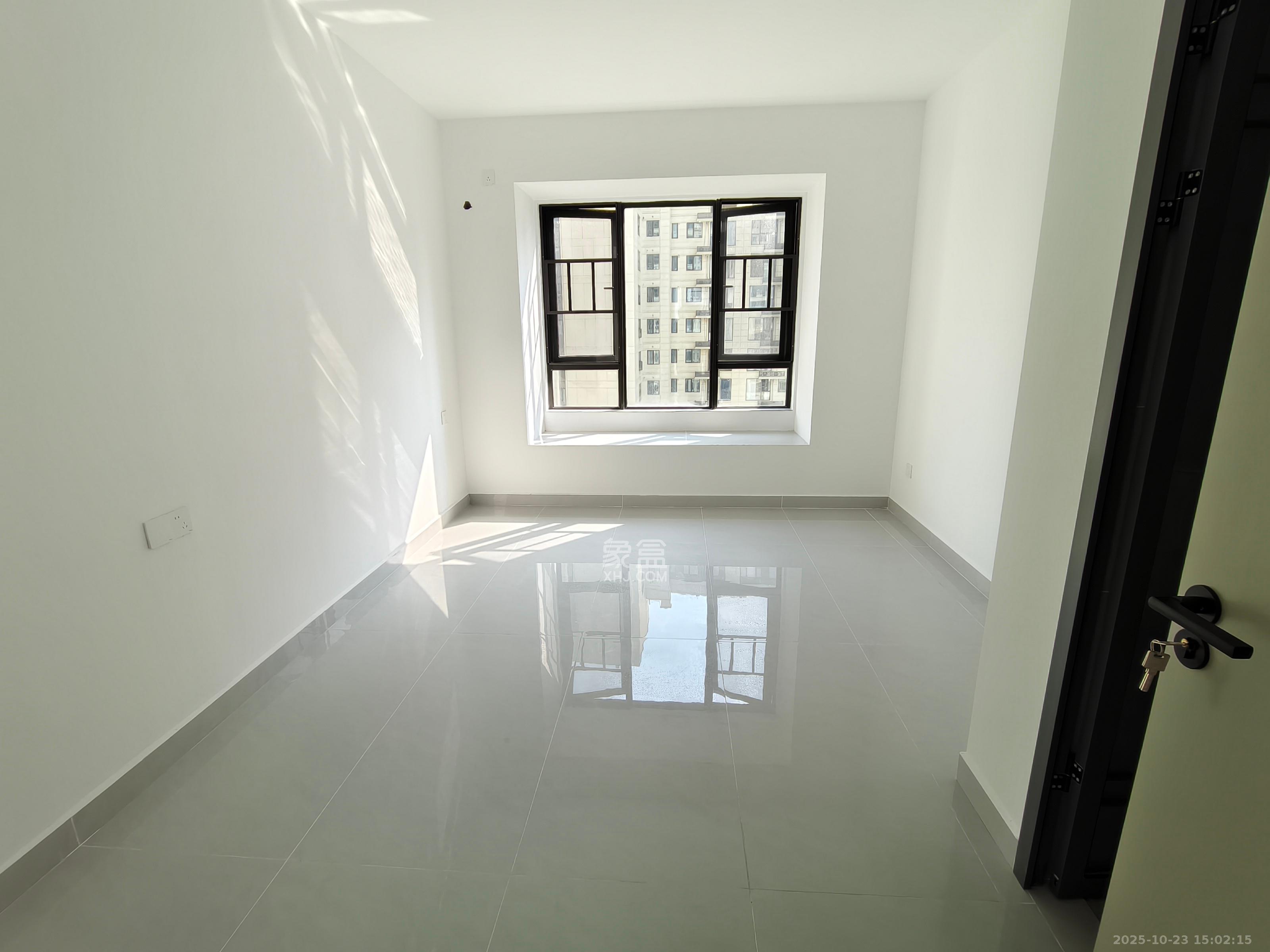 旭辉国悦府  4室2厅2卫    3700.0元/月 旭辉国悦府  4室2厅2卫    3700.0元/月室内图