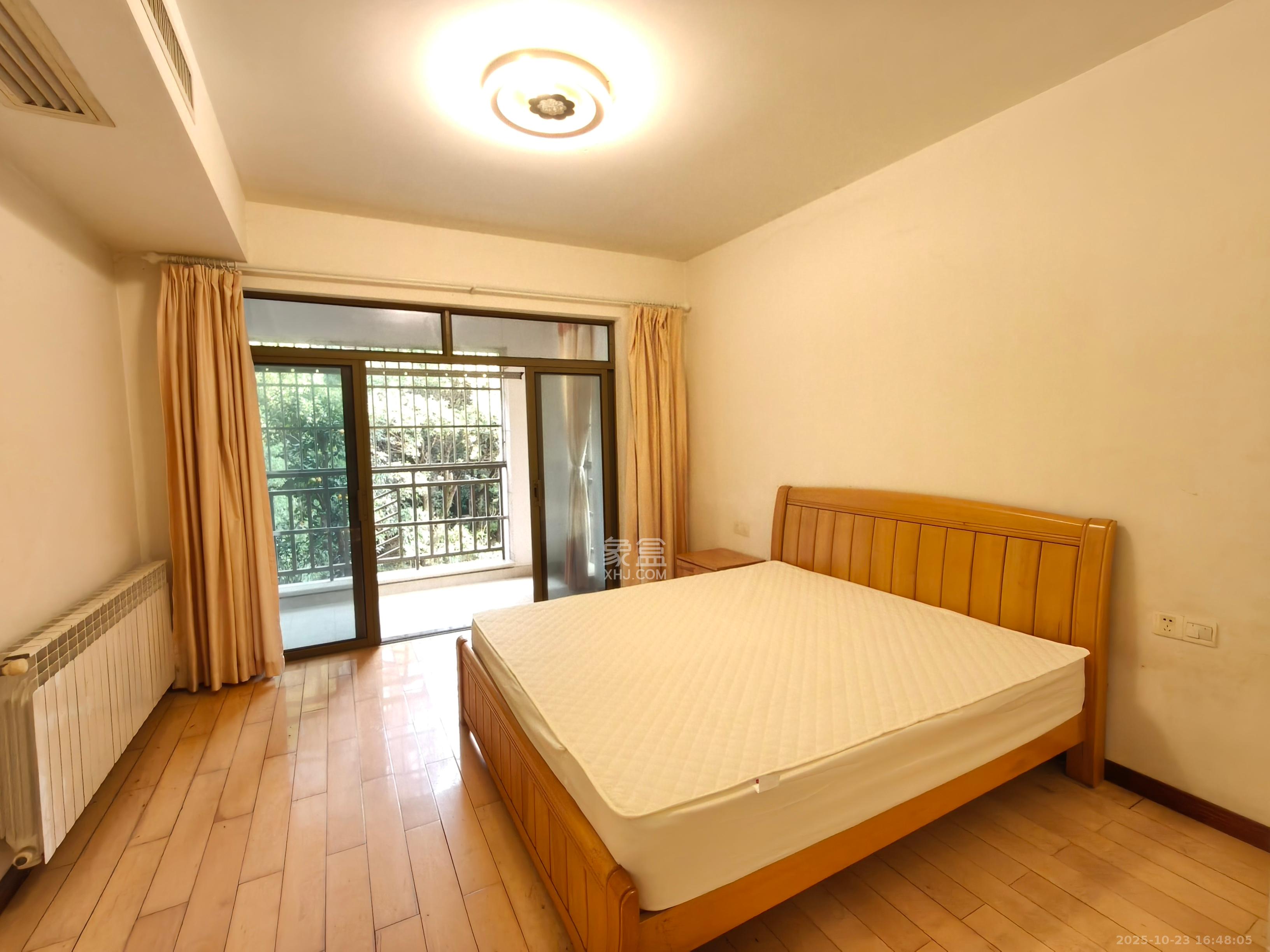 奥林匹克花园  4室2厅2卫    3080.0元/月室内图