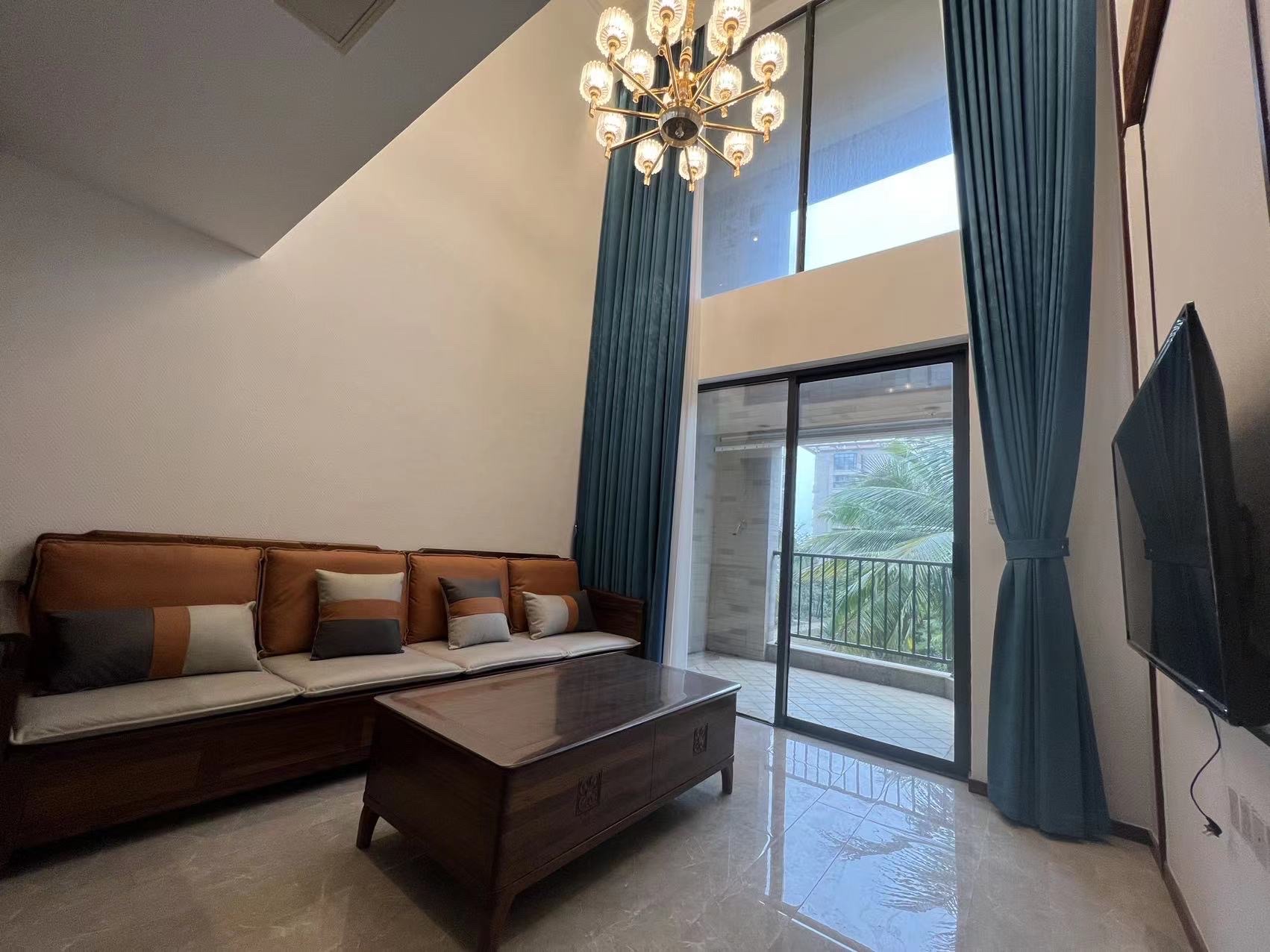 开维生态城  3室2厅2卫    3600.0元/月室内图