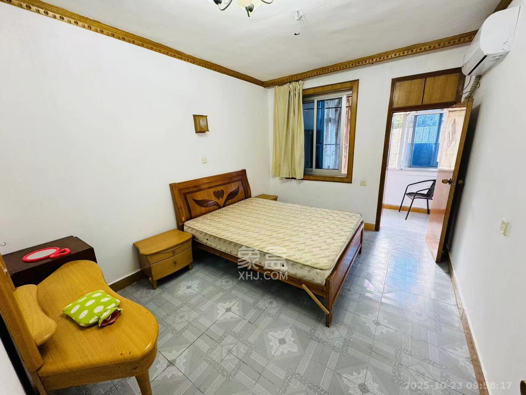 小学教师宿舍(四端里1号院) 2室1厅1卫 1700.0元/月 小学教师宿舍(四端里1号院) 2室1厅1卫 1700.0元/月室内图