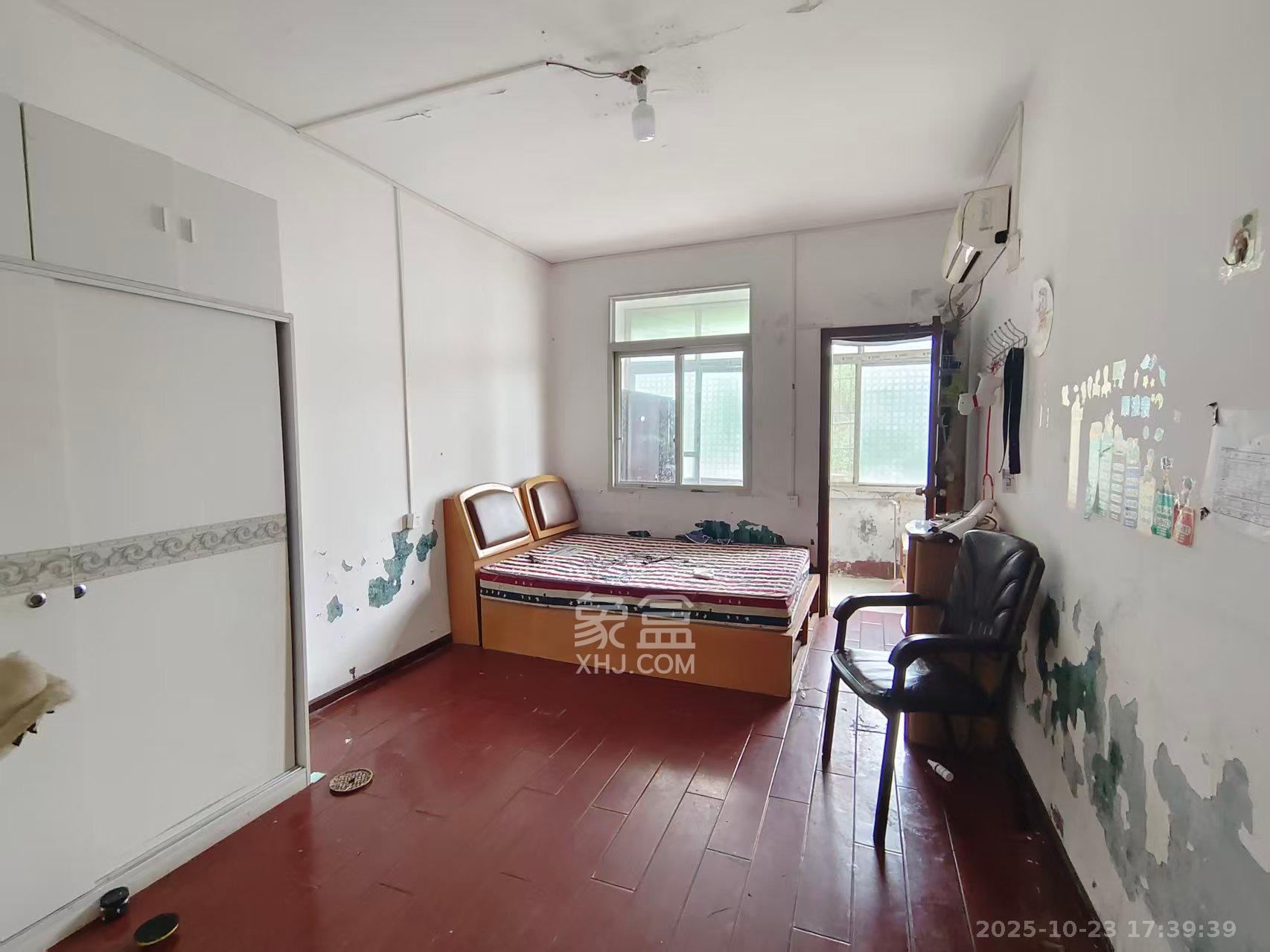 杜家塘小区  2室1厅1卫    1000.0元/月 杜家塘小区  2室1厅1卫    1000.0元/月室内图