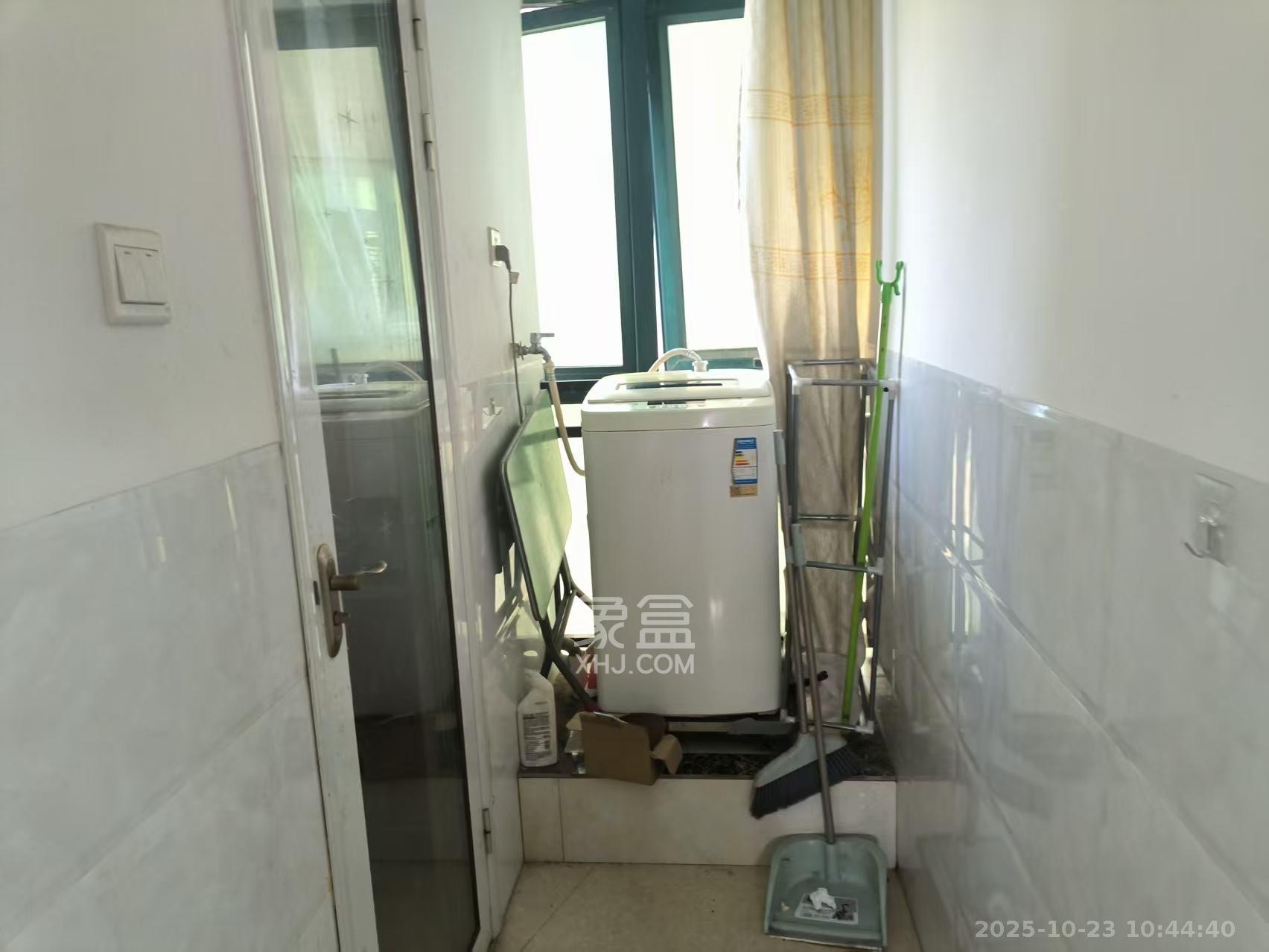 湖韵佳苑  1室1厅1卫    1000.0元/月室内图