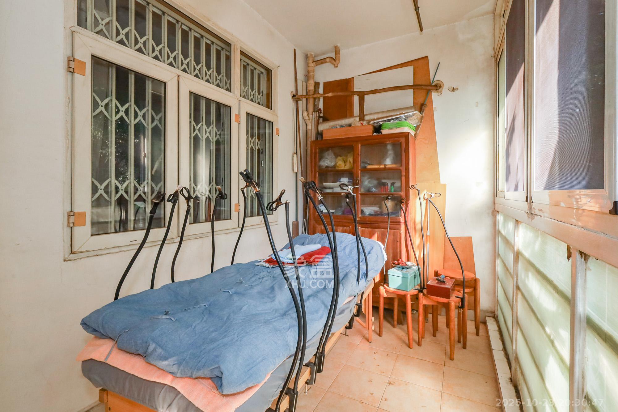 八方小区A区  4室2厅2卫    509.0万 八方小区A区  4室2厅2卫    509.0万其他