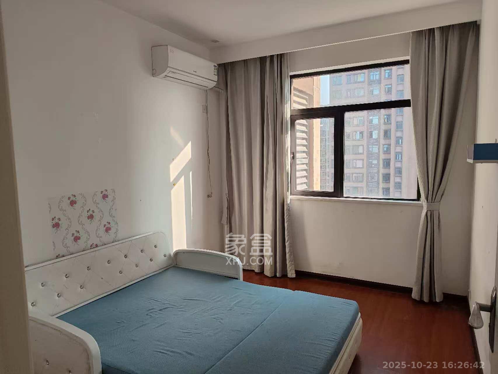 未来漫城 3室2厅2卫 2300.0元/月 未来漫城 3室2厅2卫 2300.0元/月室内图