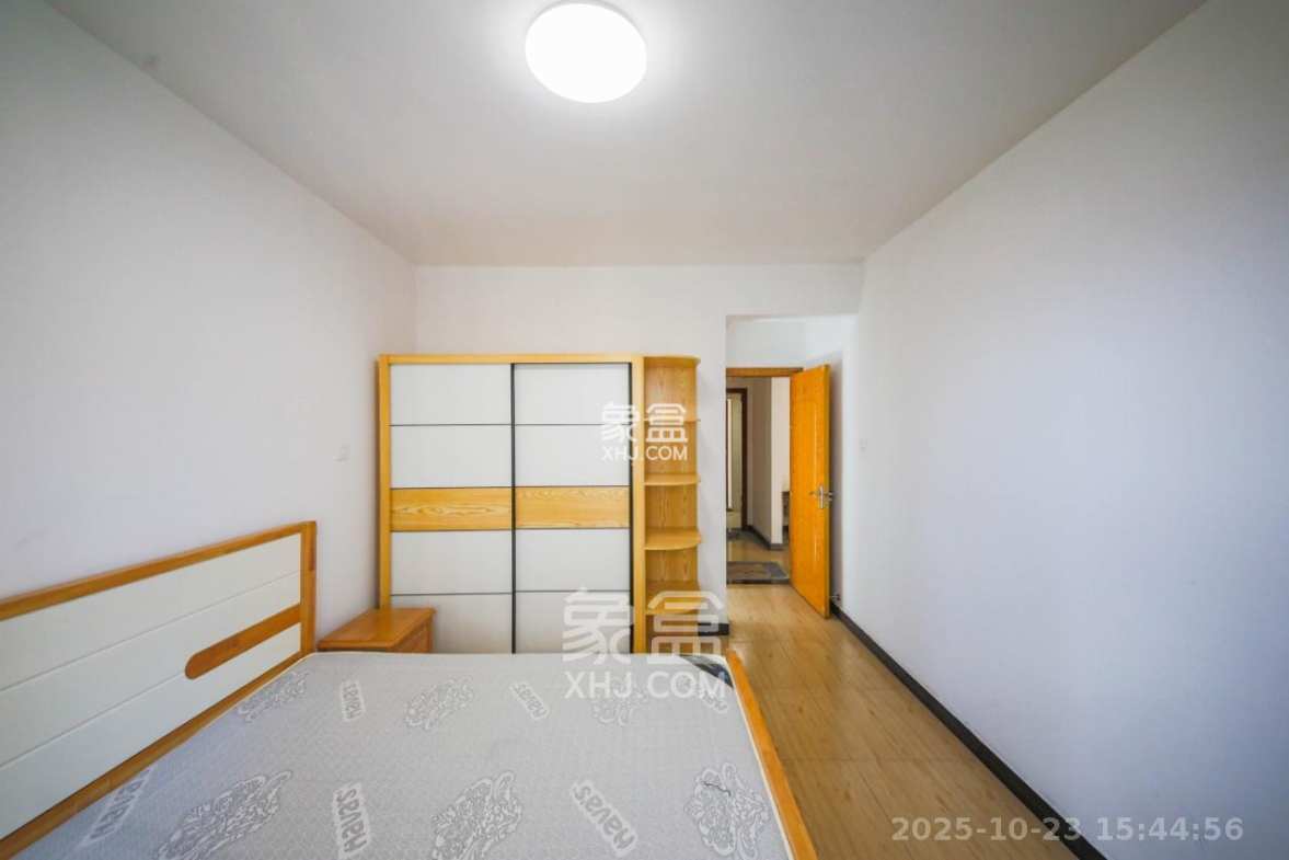 才子嘉都 3室2厅2卫 2100.0元/月 才子嘉都 3室2厅2卫 2100.0元/月室内图