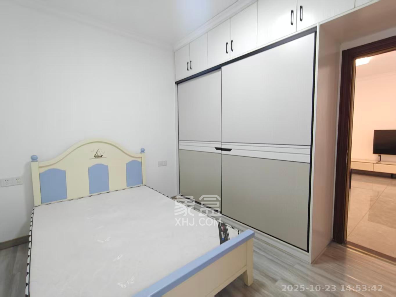 湘域中央  2室1厅1卫    3400.0元/月室内图