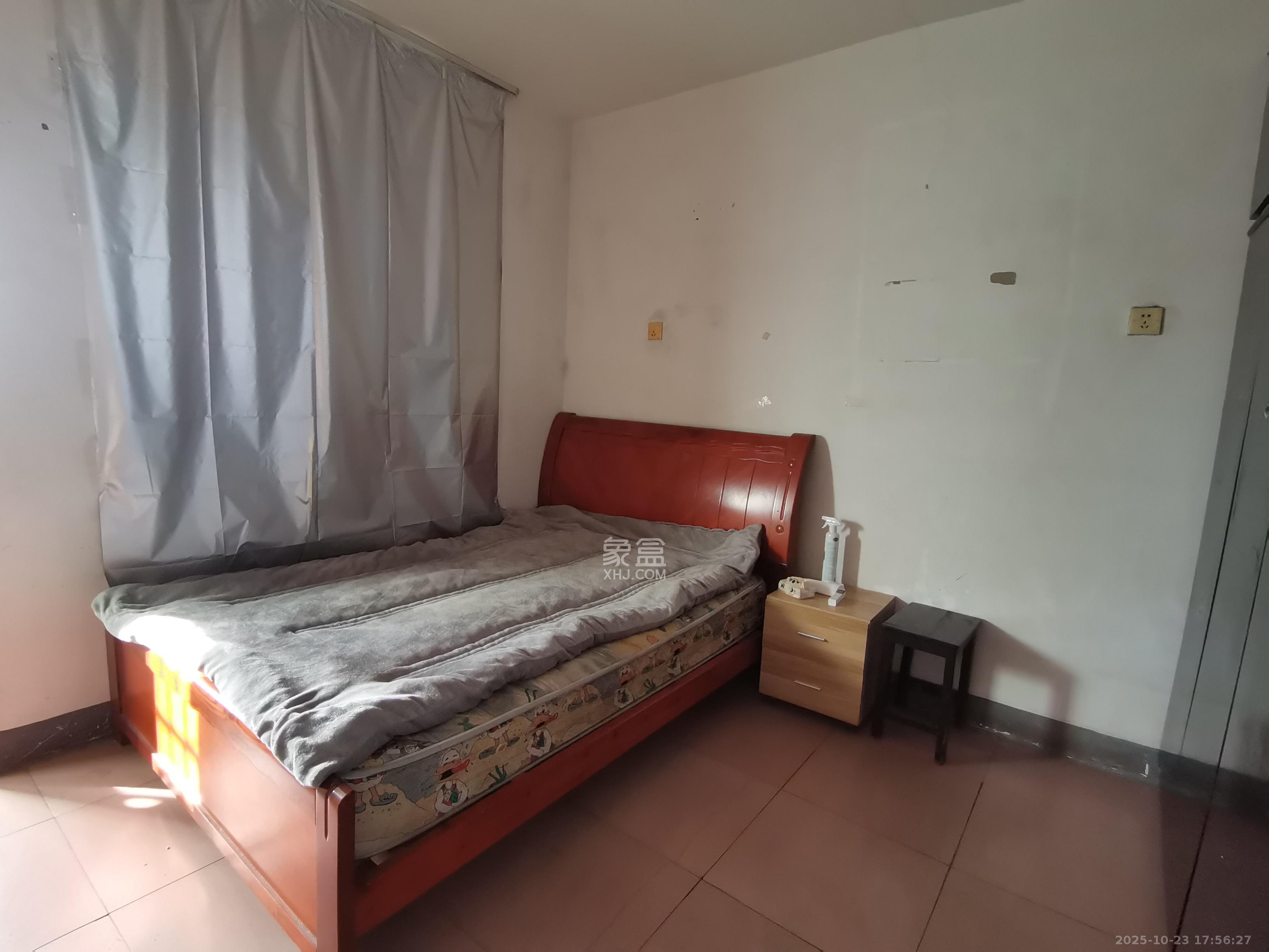 狮子山二片  2室1厅1卫    1400.0元/月 狮子山二片  2室1厅1卫    1400.0元/月