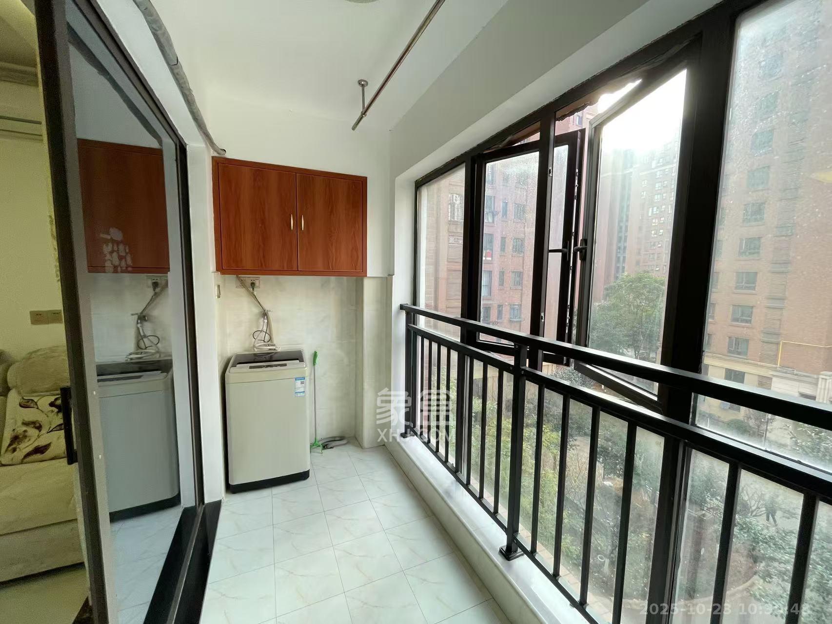 润屋美院  3室2厅1卫    2300.0元/月 润屋美院  3室2厅1卫    2300.0元/月室内图