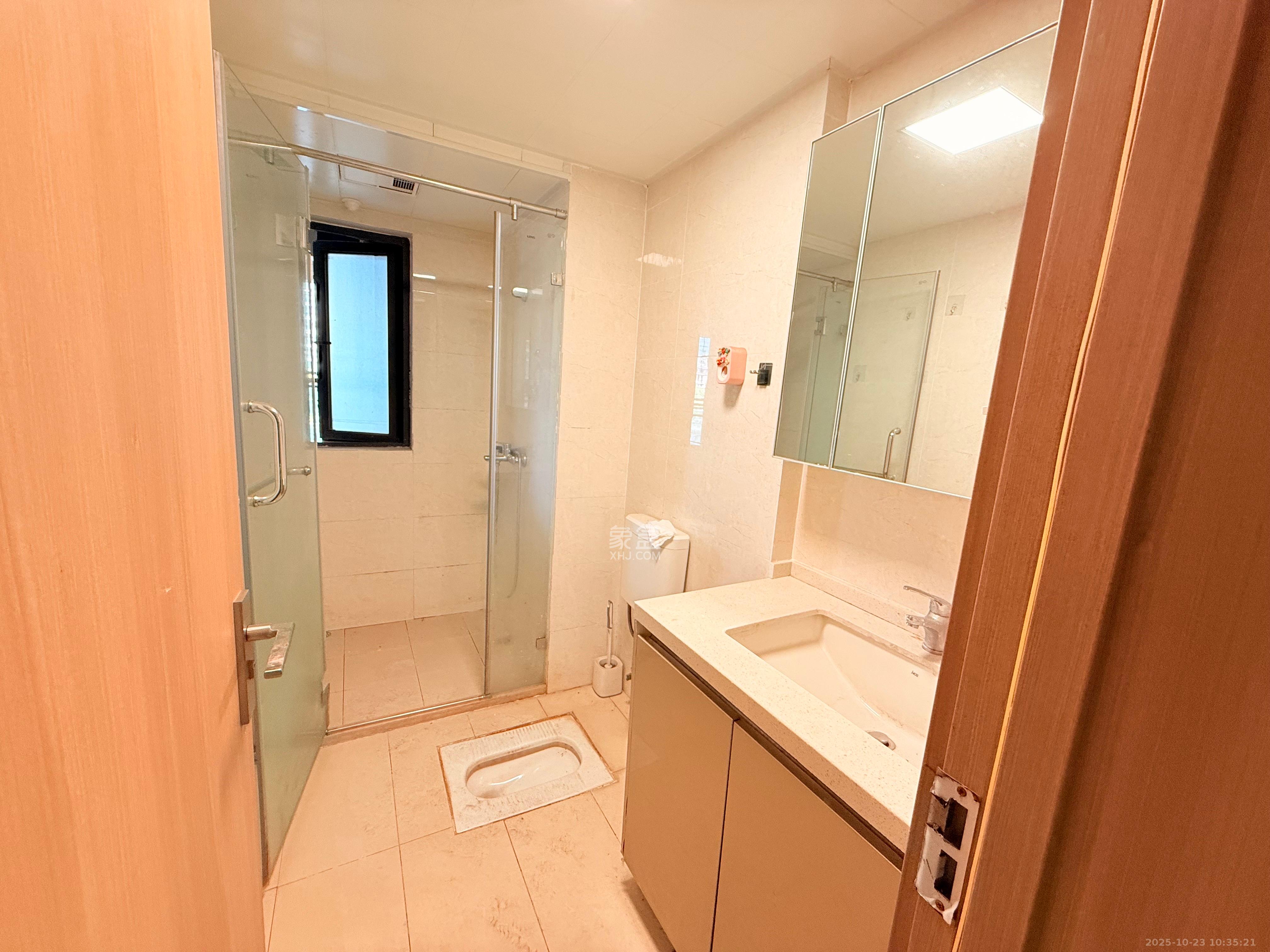 长沙高铁吾悦广场 3室2厅1卫 3200.0元/月 长沙高铁吾悦广场 3室2厅1卫 3200.0元/月室内图