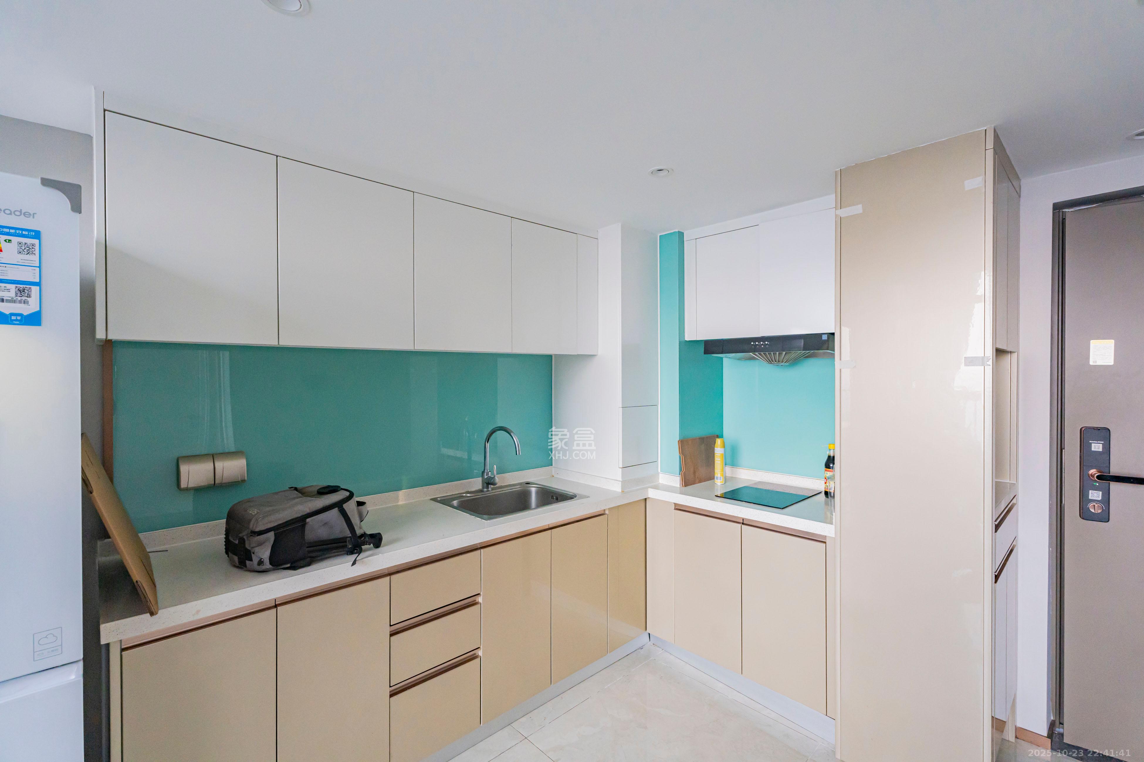 华远华时代  1室1厅1卫    100.0万 华远华时代  1室1厅1卫    100.0万厨房