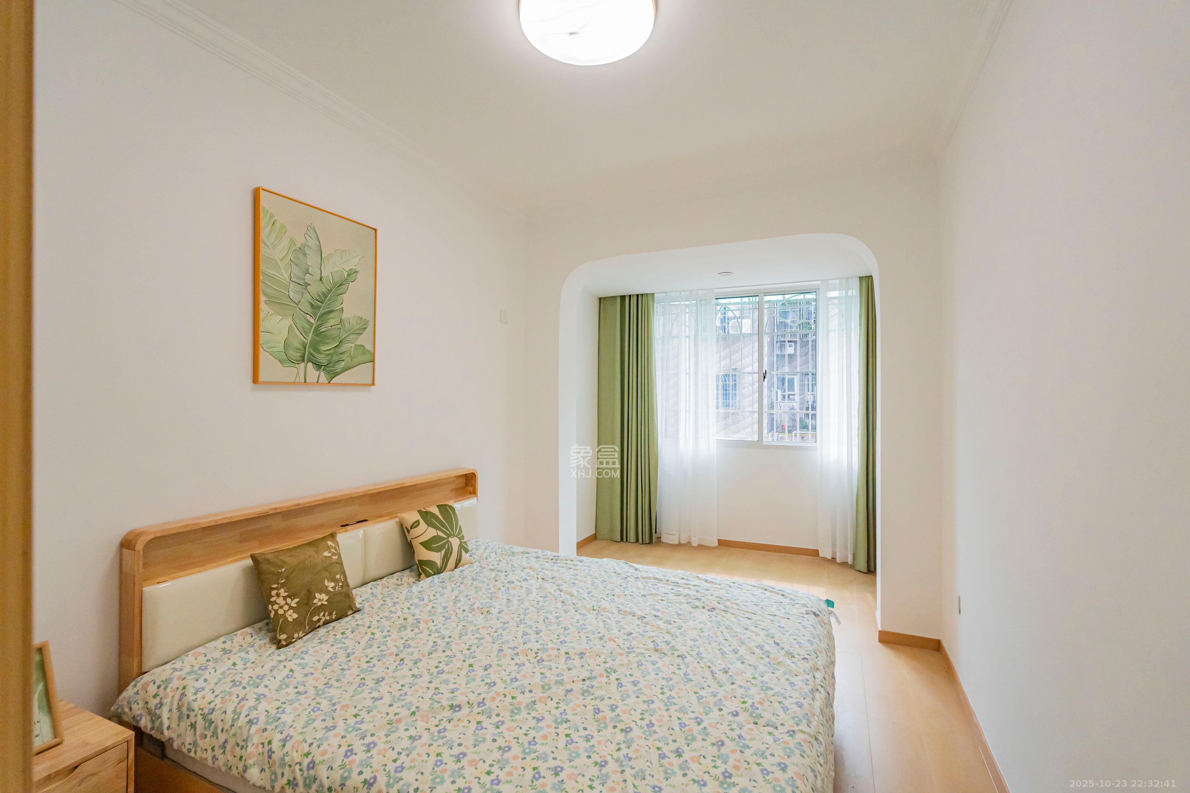 四方商贸城  3室2厅1卫    56.8万卧室