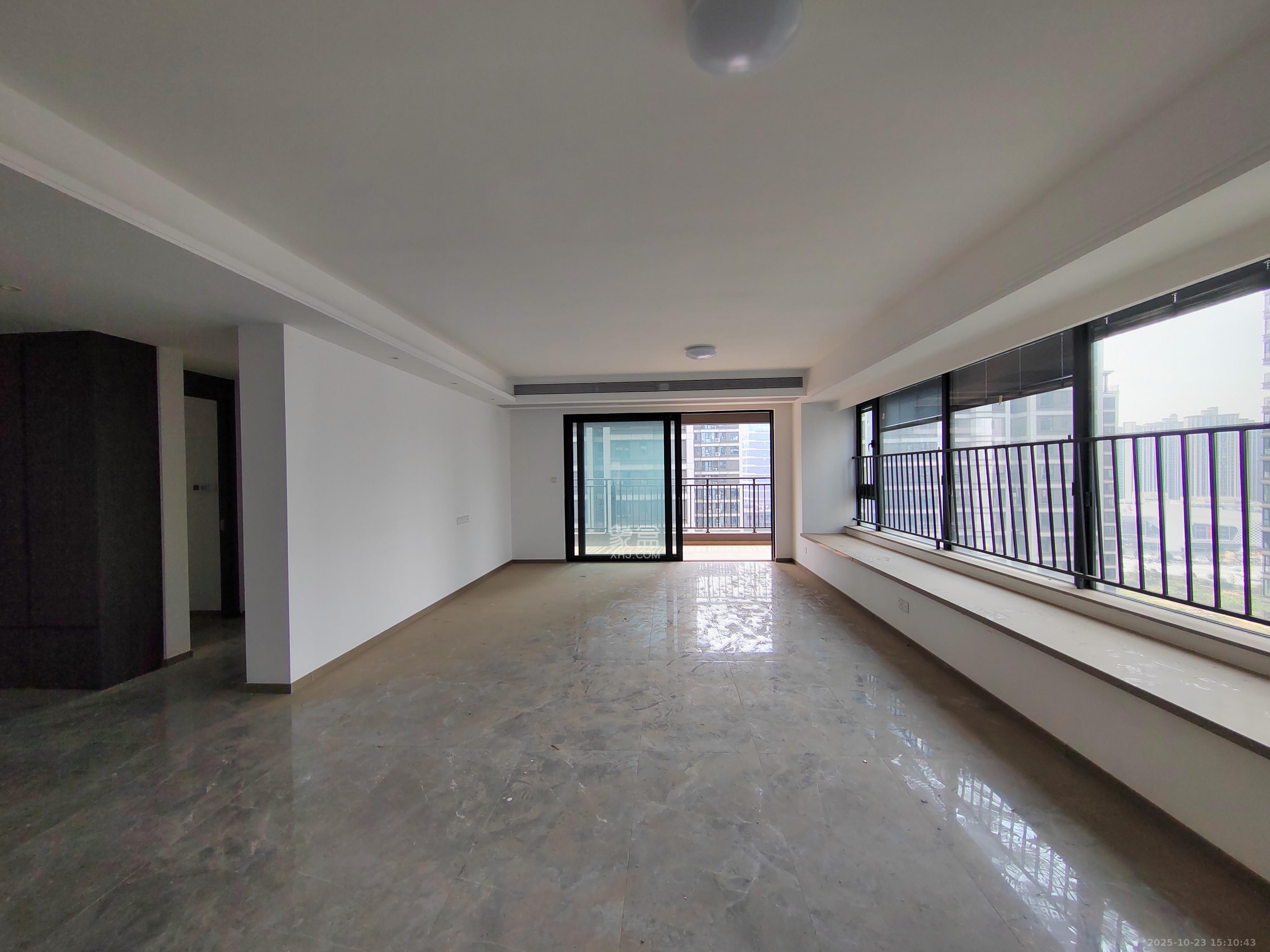 越秀湘江星汇城三期  4室2厅3卫    4000.0元/月 越秀湘江星汇城三期  4室2厅3卫    4000.0元/月