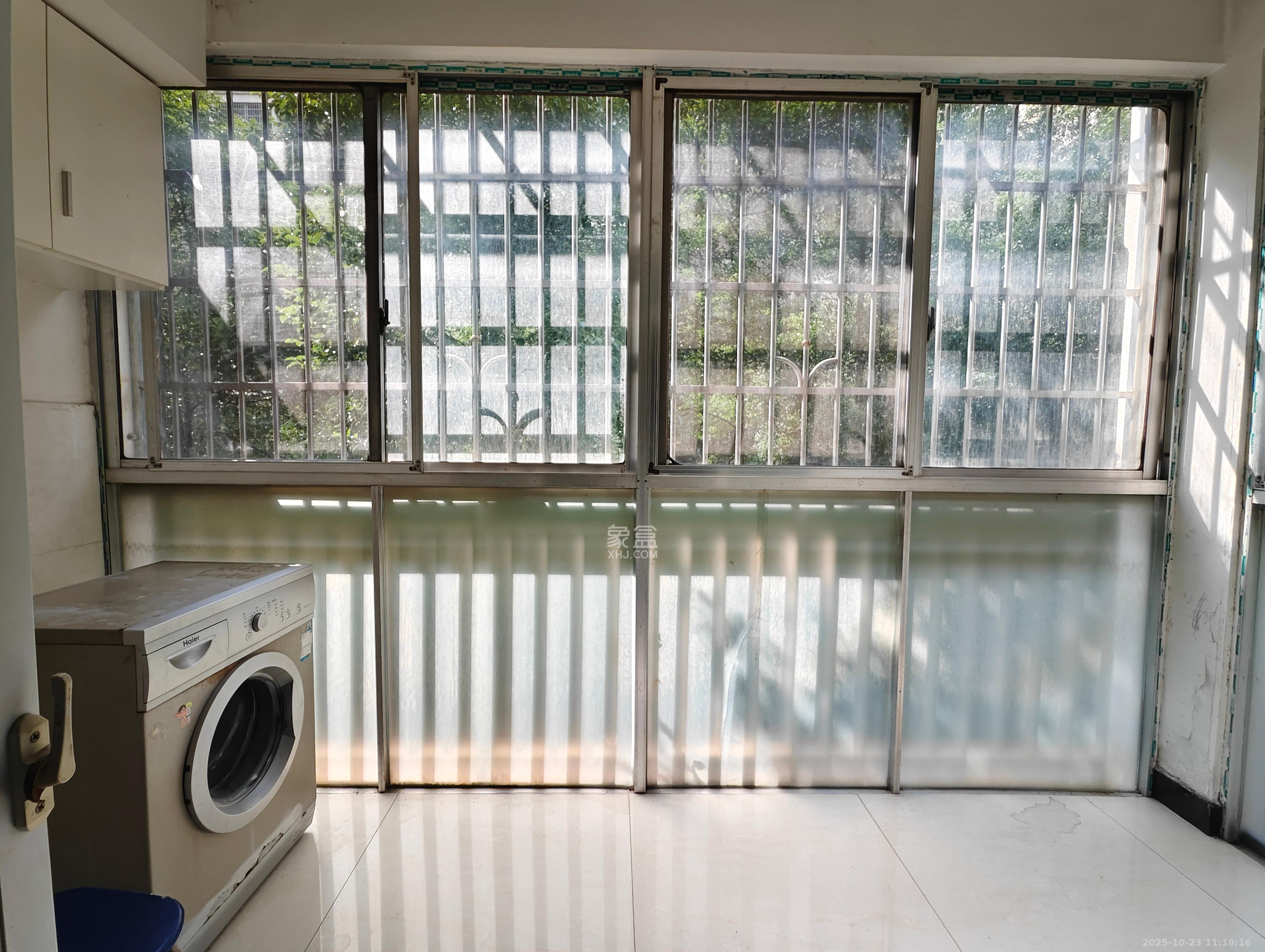 万丽景园 2室2厅1卫 1700.0元/月 万丽景园 2室2厅1卫 1700.0元/月室内图