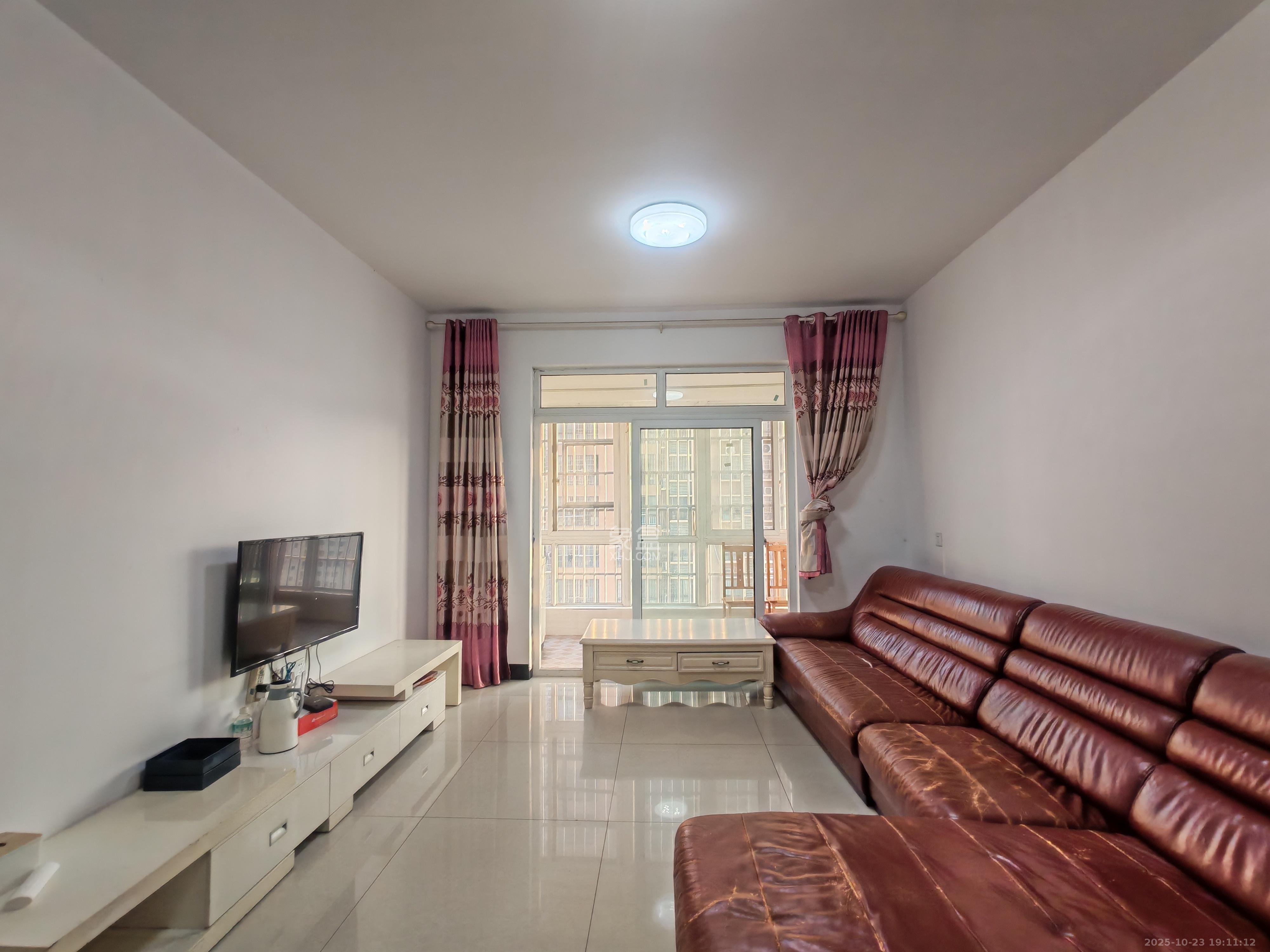 昌和商业中心/昌和国际  2室2厅1卫    1500.0元/月 昌和商业中心/昌和国际  2室2厅1卫    1500.0元/月室内图