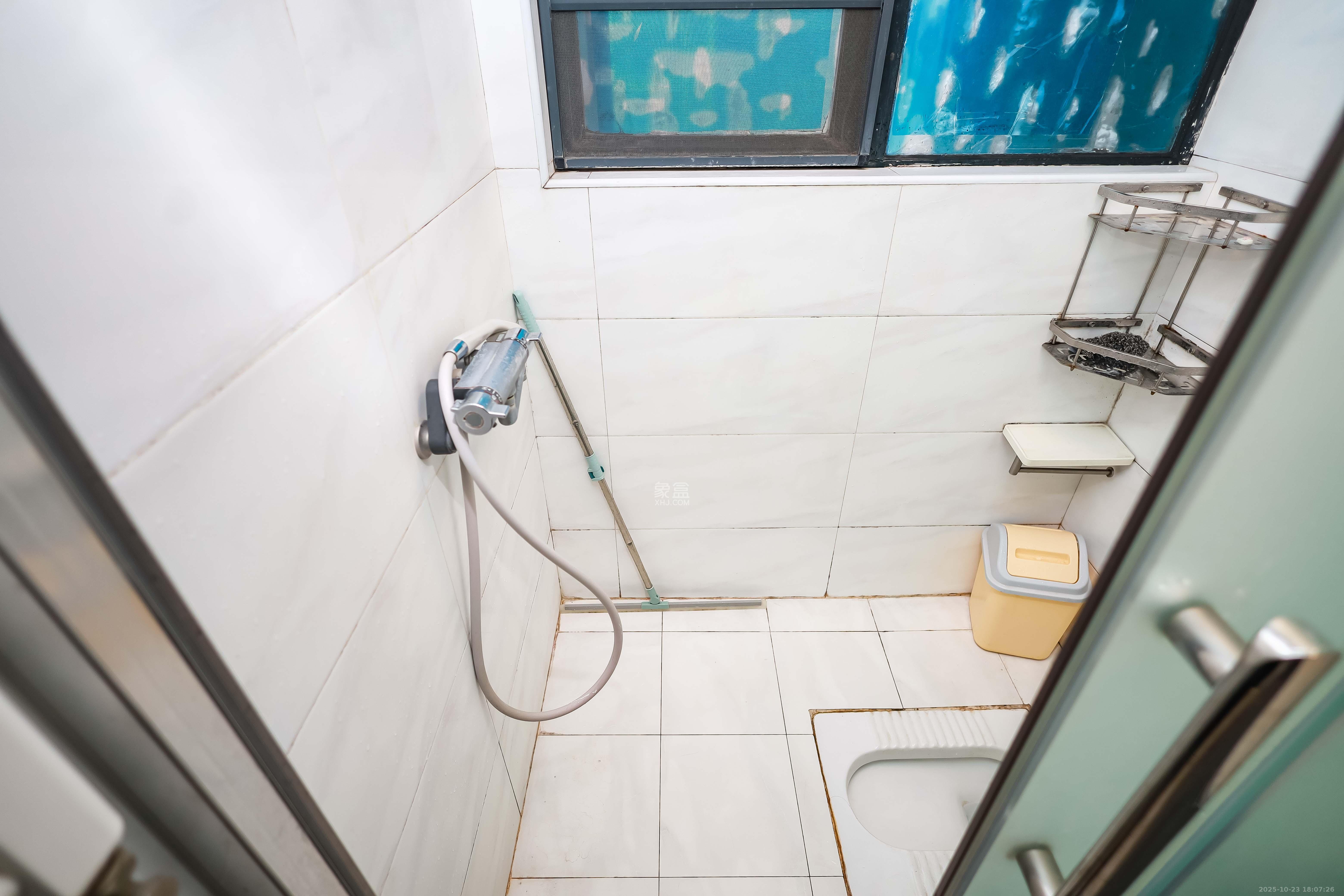 永祺西京  1室2厅1卫    122.0万 永祺西京  1室2厅1卫    122.0万卫生间