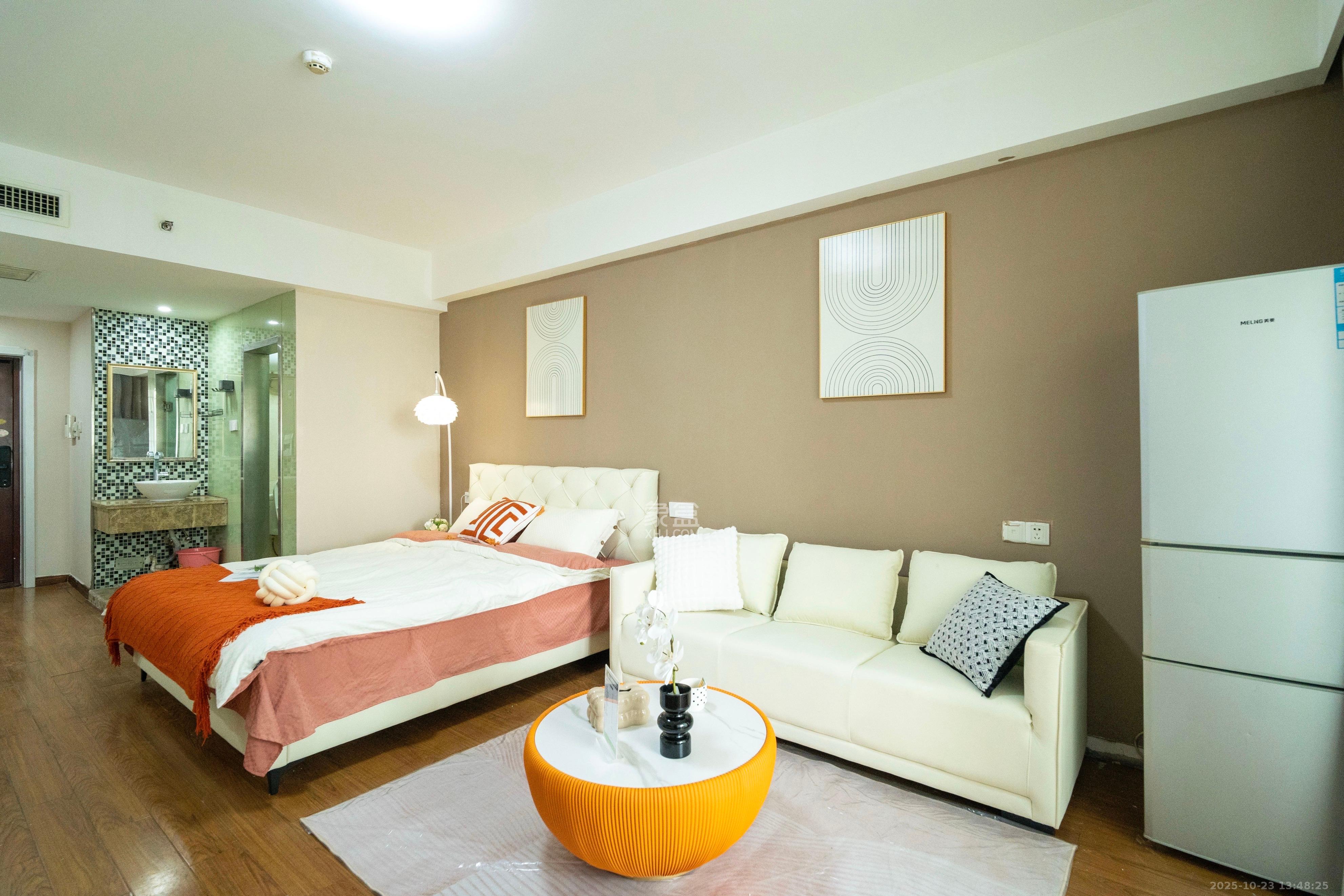 泉昇同福大厦  1室1厅1卫    2300.0元/月室内图