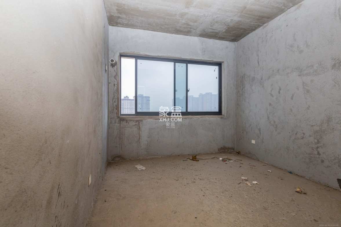 佳美紫郡 2室2厅1卫 39.8万 佳美紫郡 2室2厅1卫 39.8万卧室