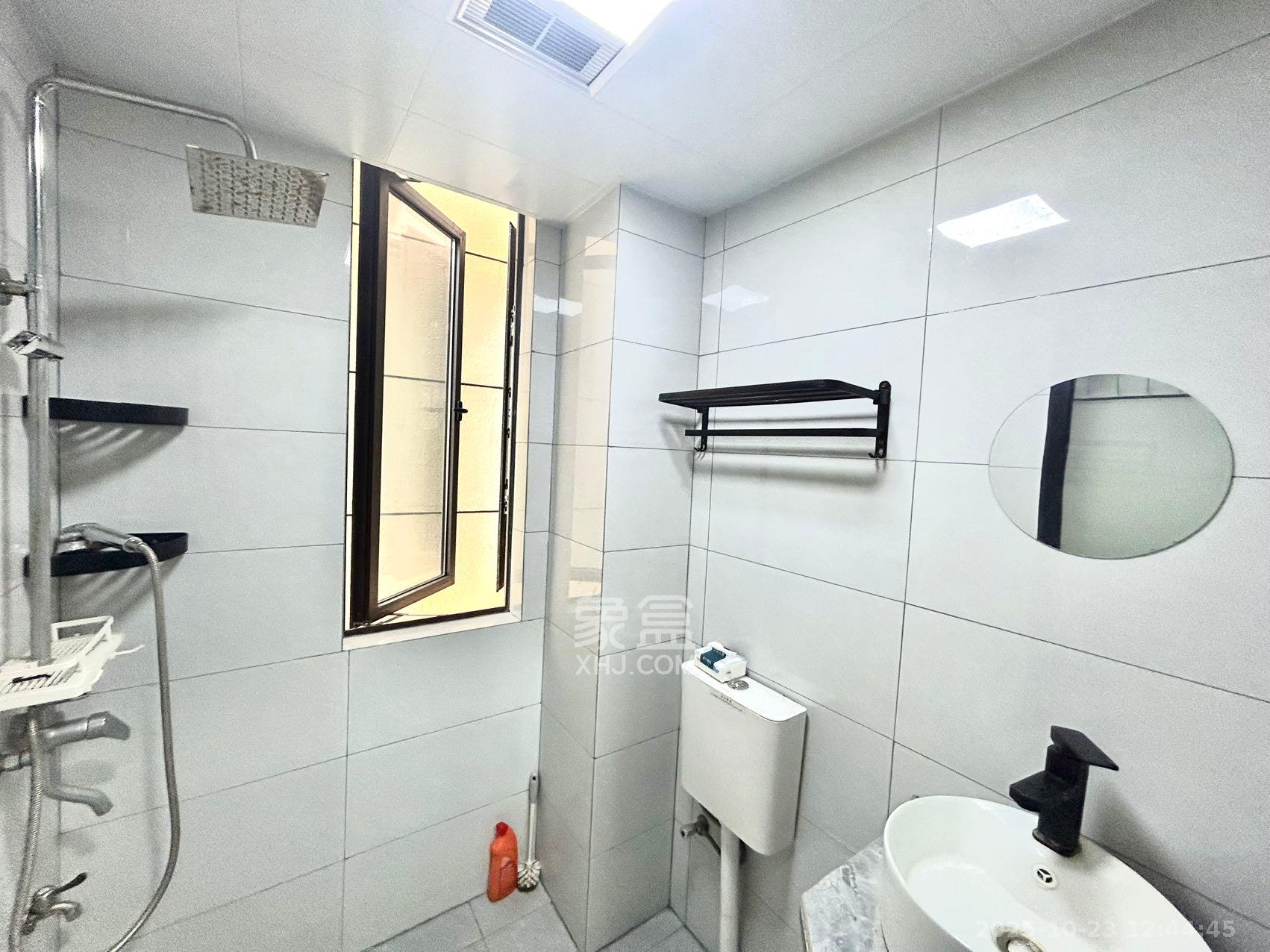 长房明宸府  2室1厅1卫    1700.0元/月 长房明宸府  2室1厅1卫    1700.0元/月室内图