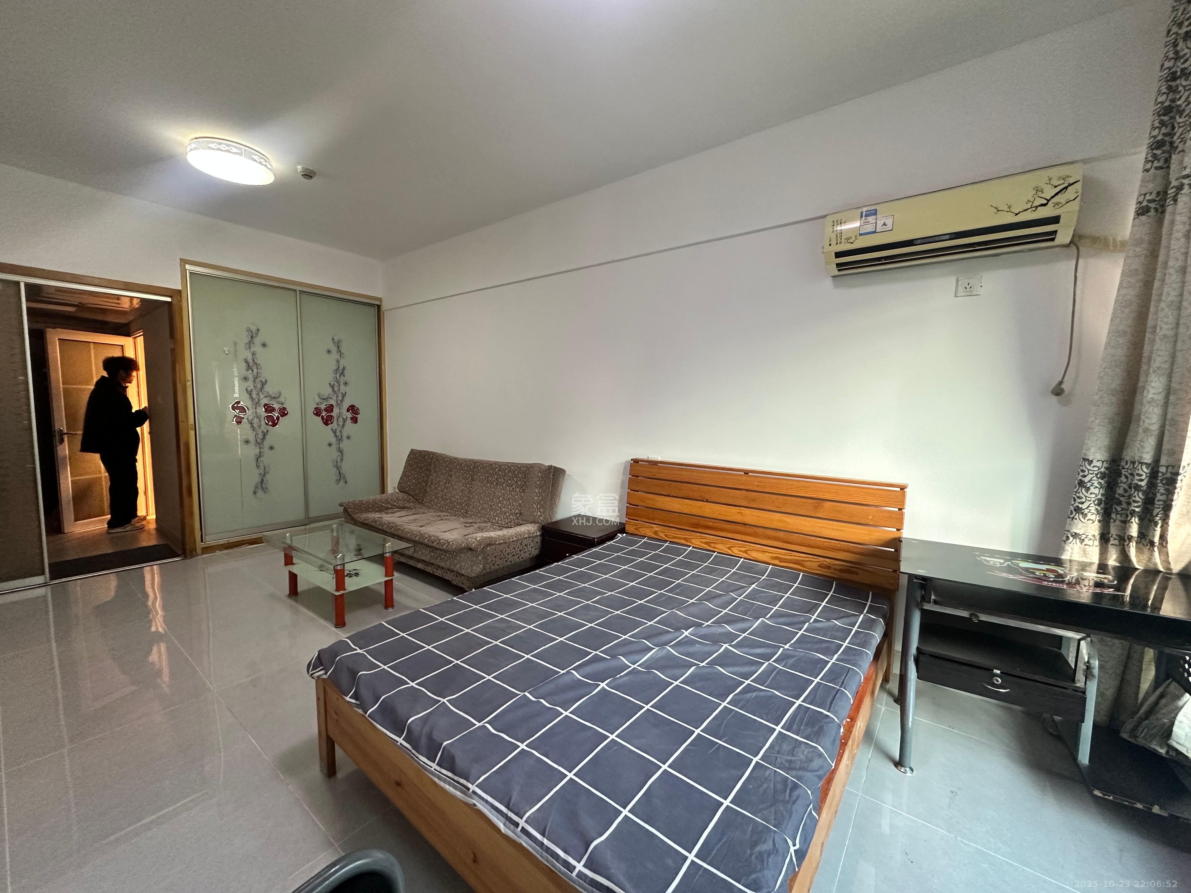 名富公寓  1室1厅1卫    1500.0元/月室内图