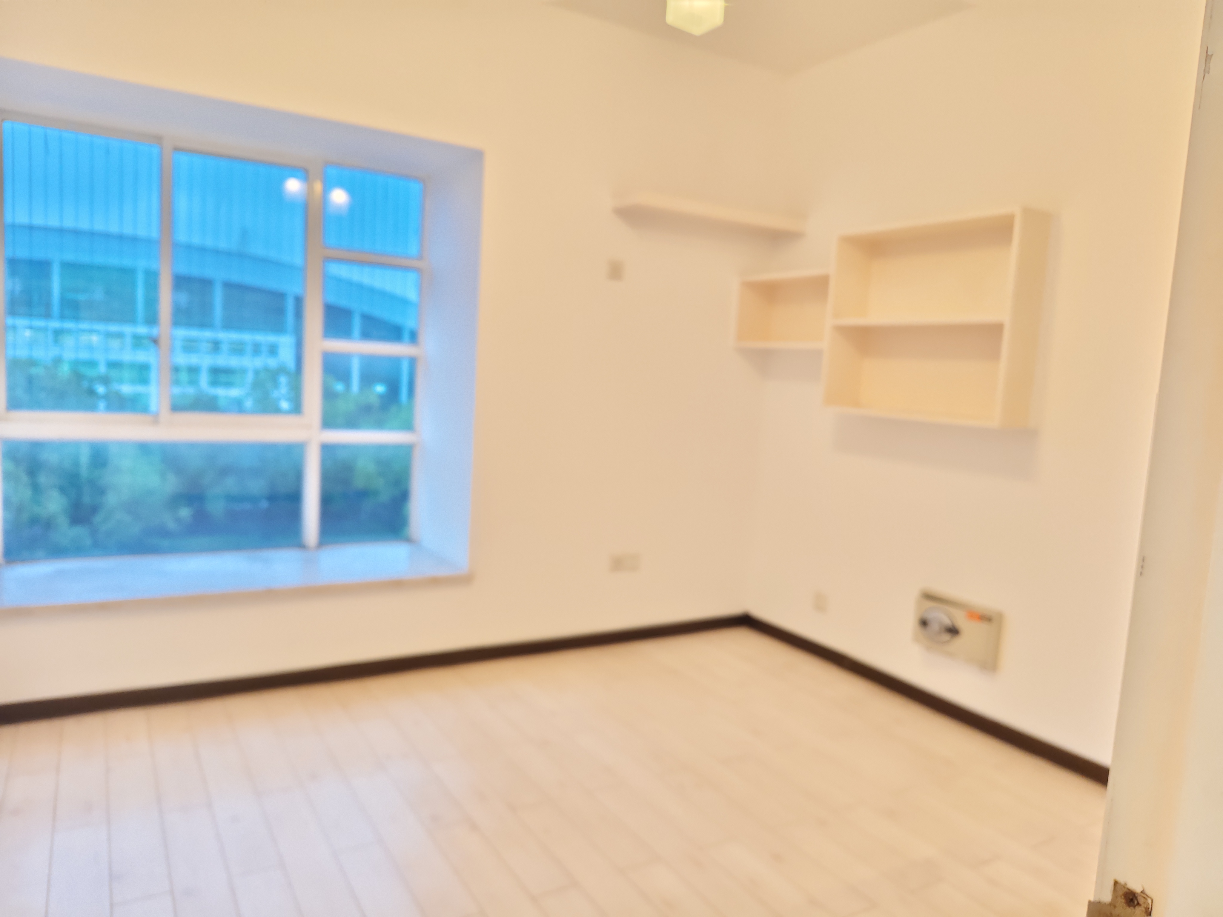 丽景雅苑  1室2厅2卫    40.0万客厅