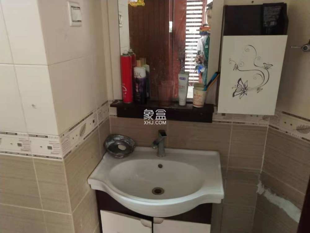 金域湾畔  2室1厅1卫    2300.0元/月 金域湾畔  2室1厅1卫    2300.0元/月室内图