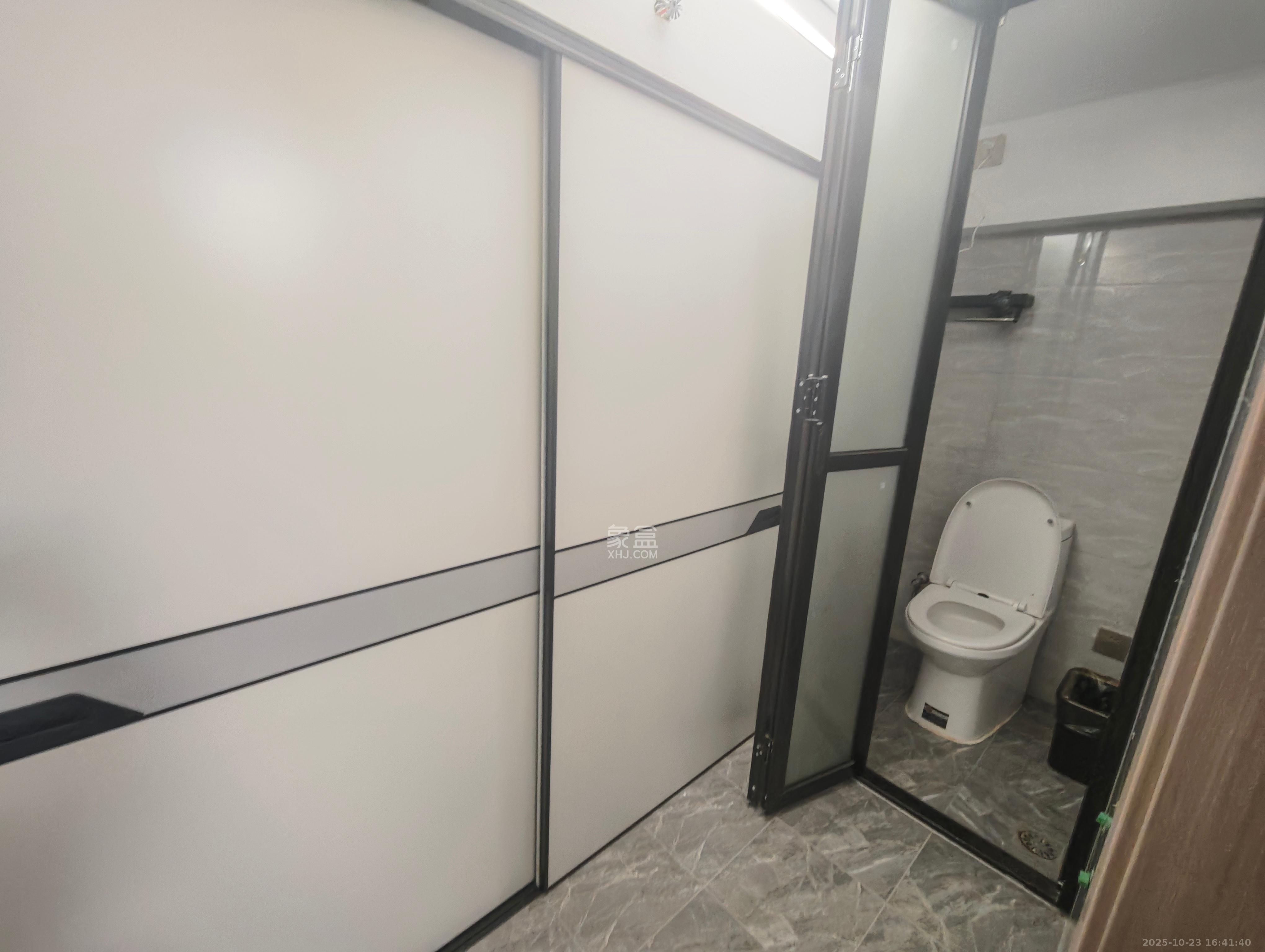 明昇壹城（明昇时代广场）三期  3室0厅0卫    2400.0元/月室内图