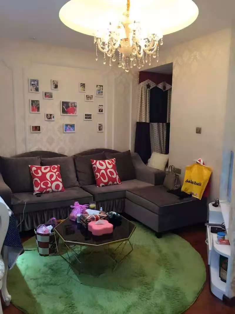 湘水明珠  1室1厅1卫    1300.0元/月室内图