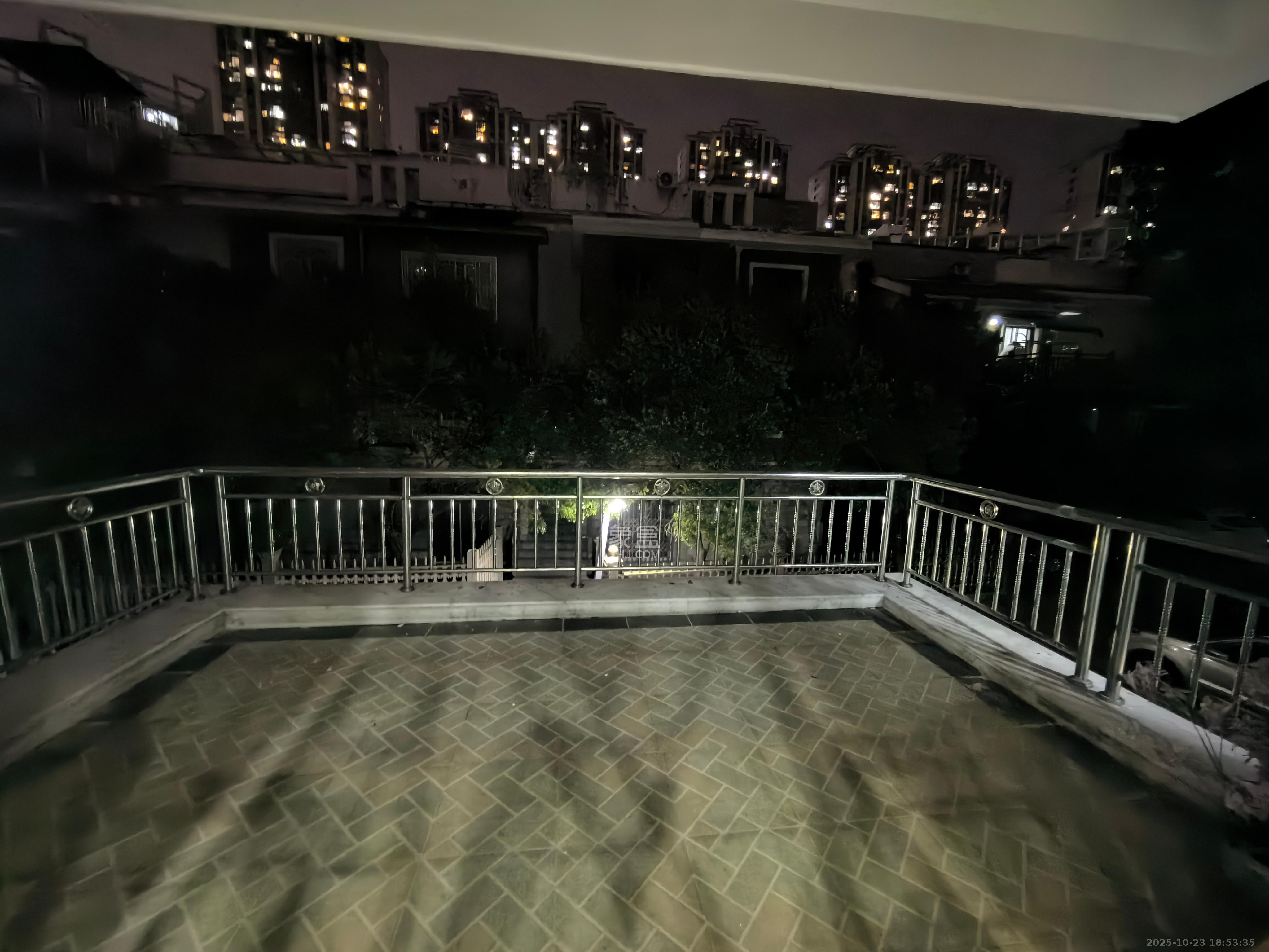 幸福里（幸福里一期）  4室2厅3卫    3500.0元/月室内图