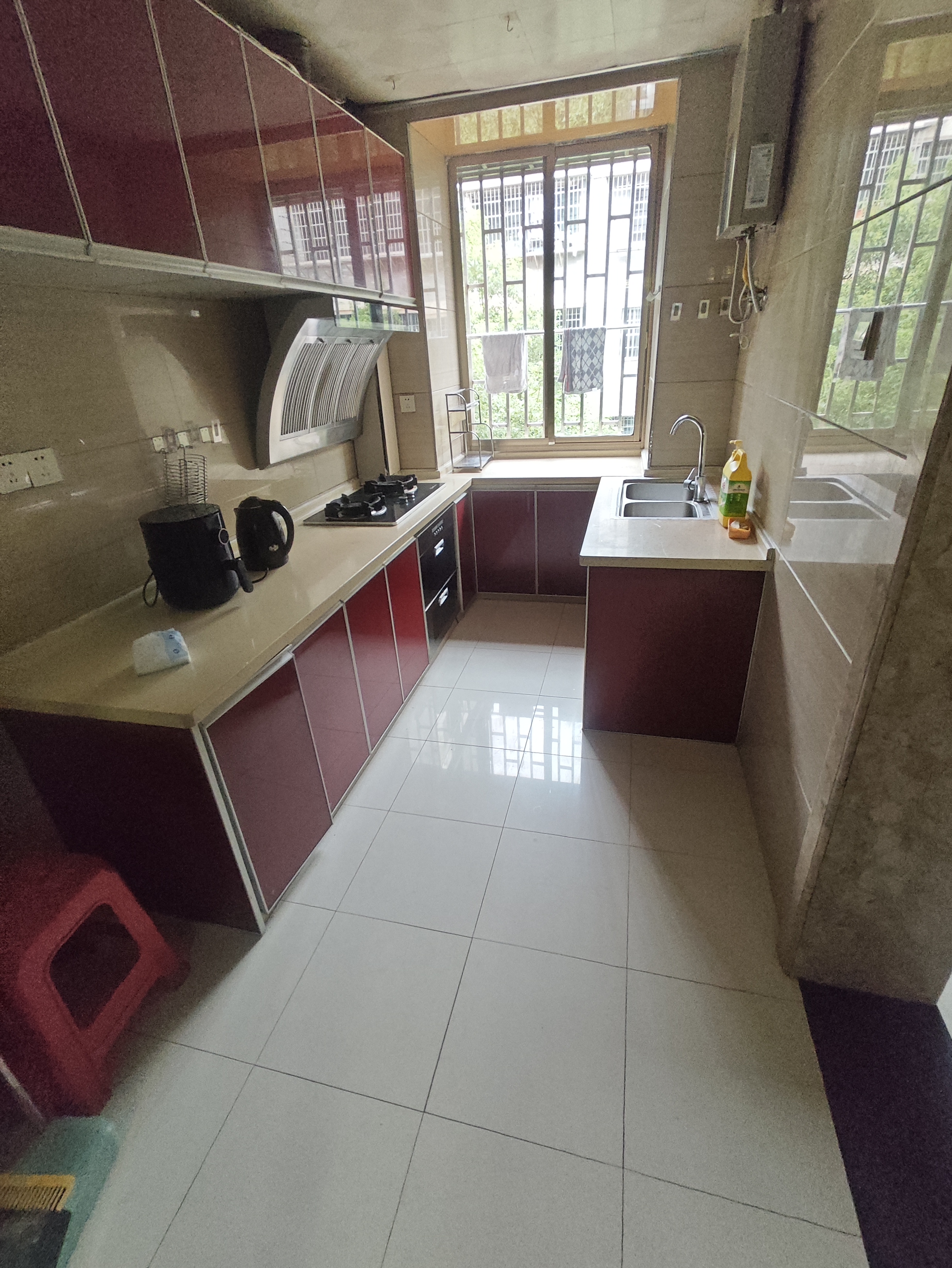 互助小区  3室1厅1卫    1400.0元/月室内图