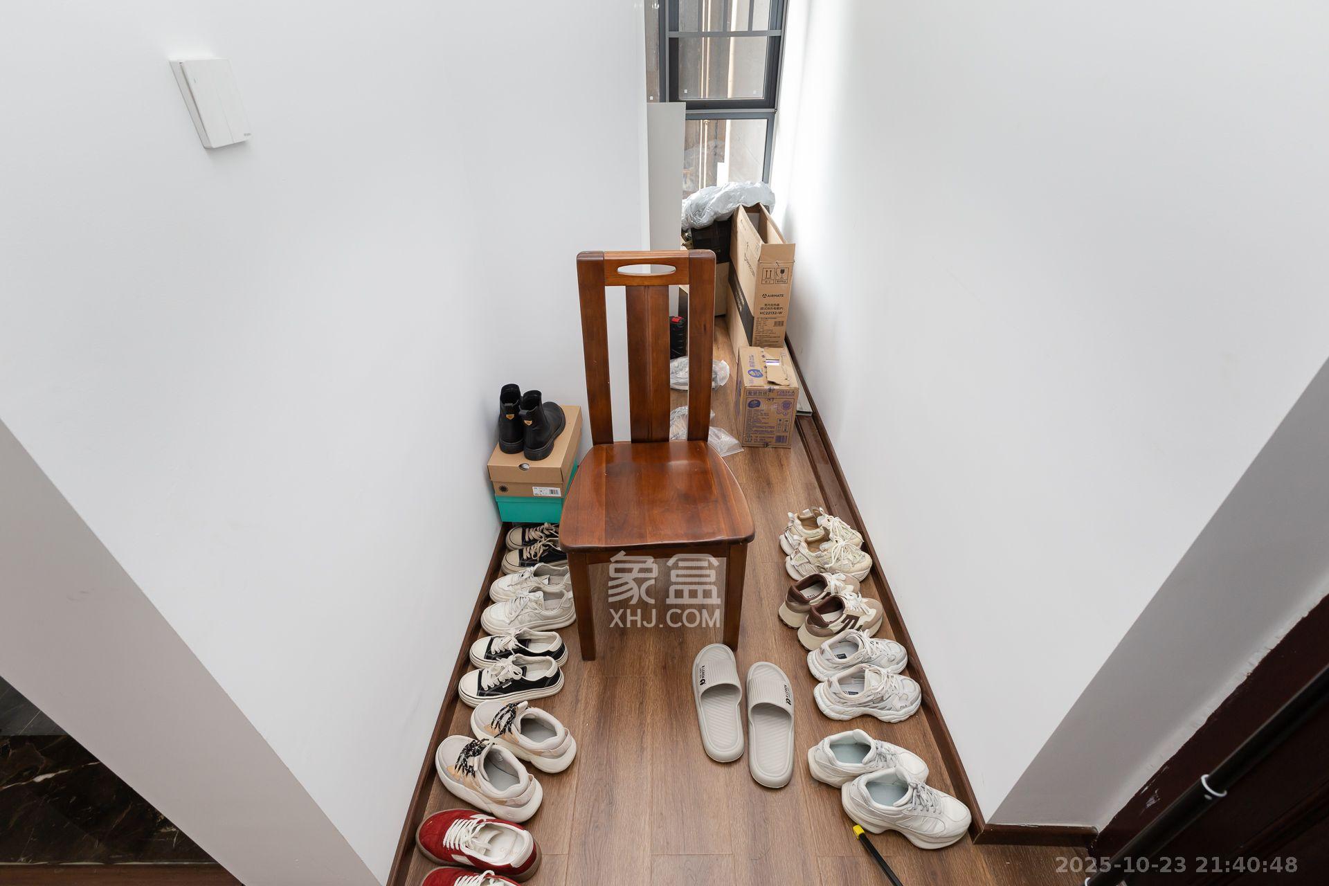 明发阅江悦府  3室2厅2卫    2100.0元/月 明发阅江悦府  3室2厅2卫    2100.0元/月室内图