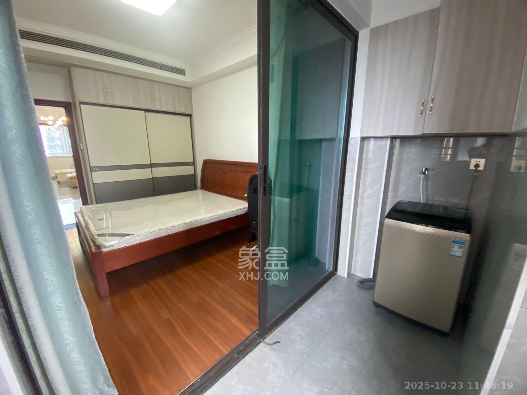 公园9号大都会  3室2厅2卫    4500.0元/月室内图