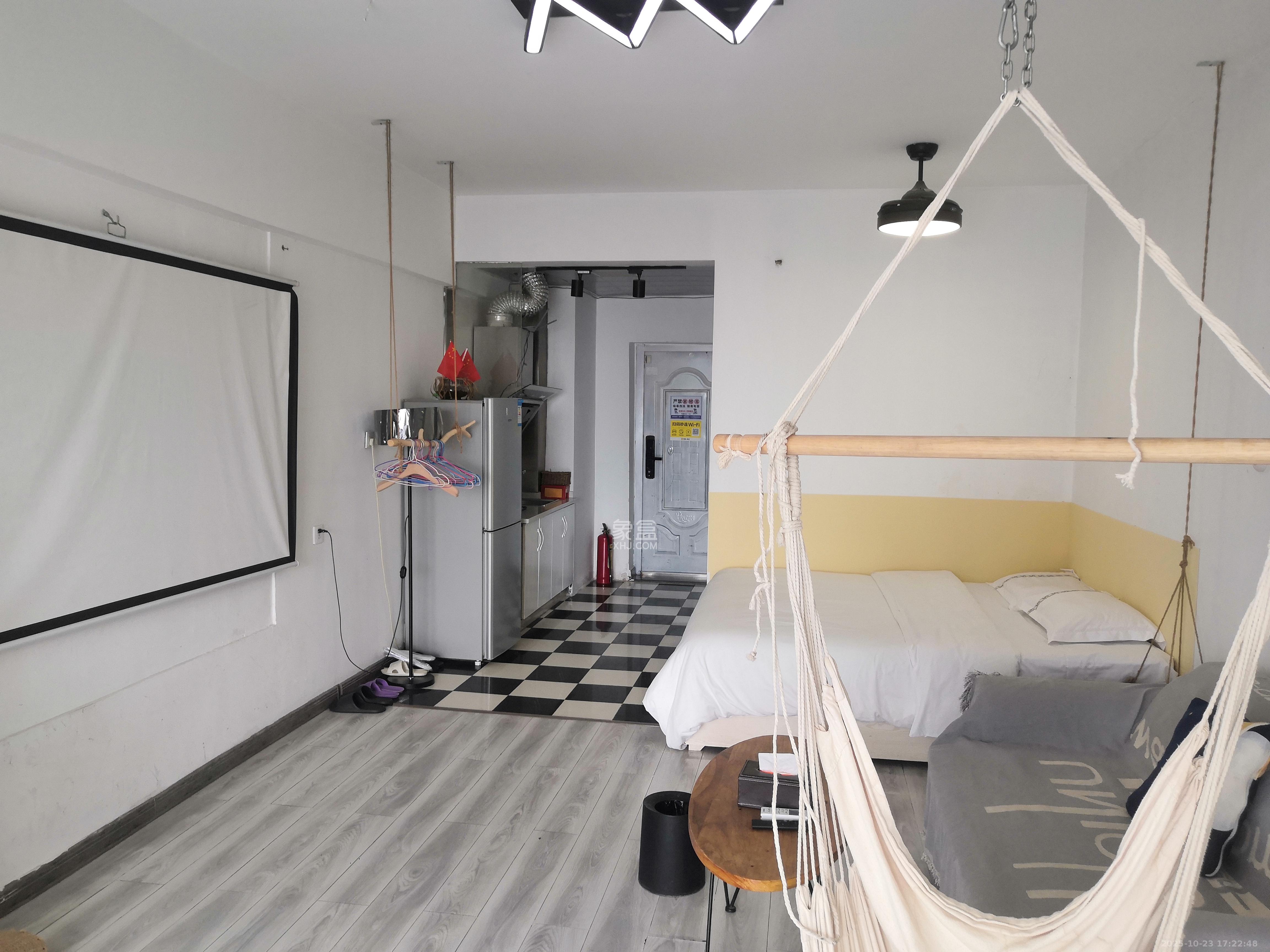 BOBO国际  1室1厅1卫    2200.0元/月