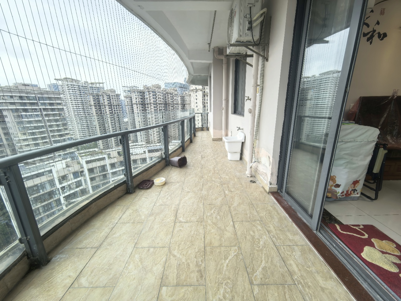 绿地海长流一期  3室2厅2卫    163.0万室内图