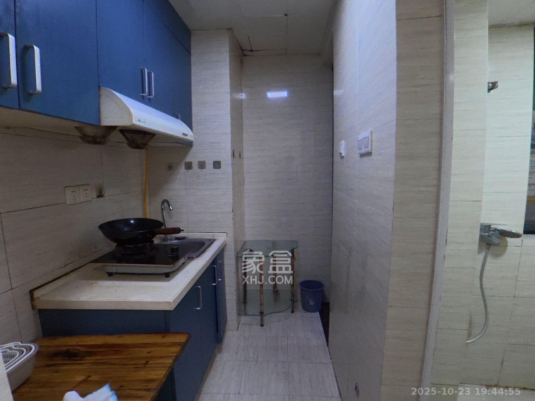 中建芙蓉工社 2室1厅1卫 1400.0元/月 中建芙蓉工社 2室1厅1卫 1400.0元/月室内图