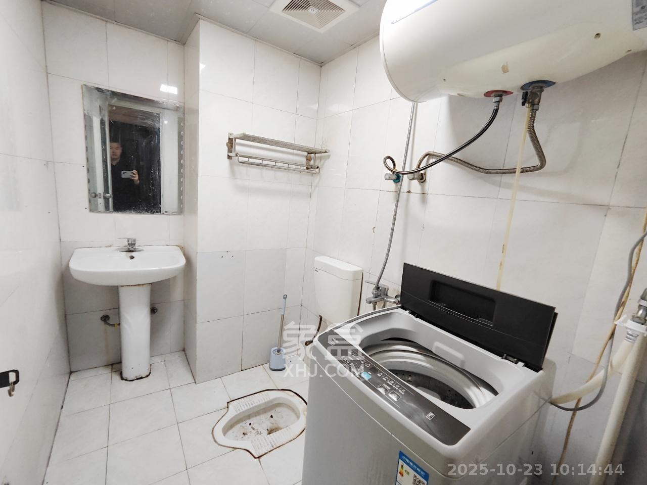 长大卧琥  1室1厅1卫    1500.0元/月 长大卧琥  1室1厅1卫    1500.0元/月室内图