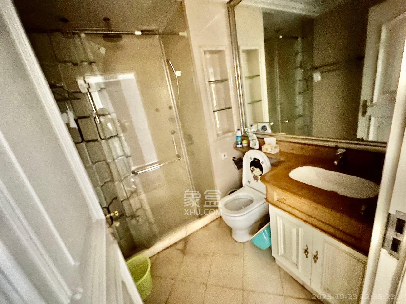 万达公馆 4室2厅4卫 8000.0元/月 万达公馆 4室2厅4卫 8000.0元/月室内图