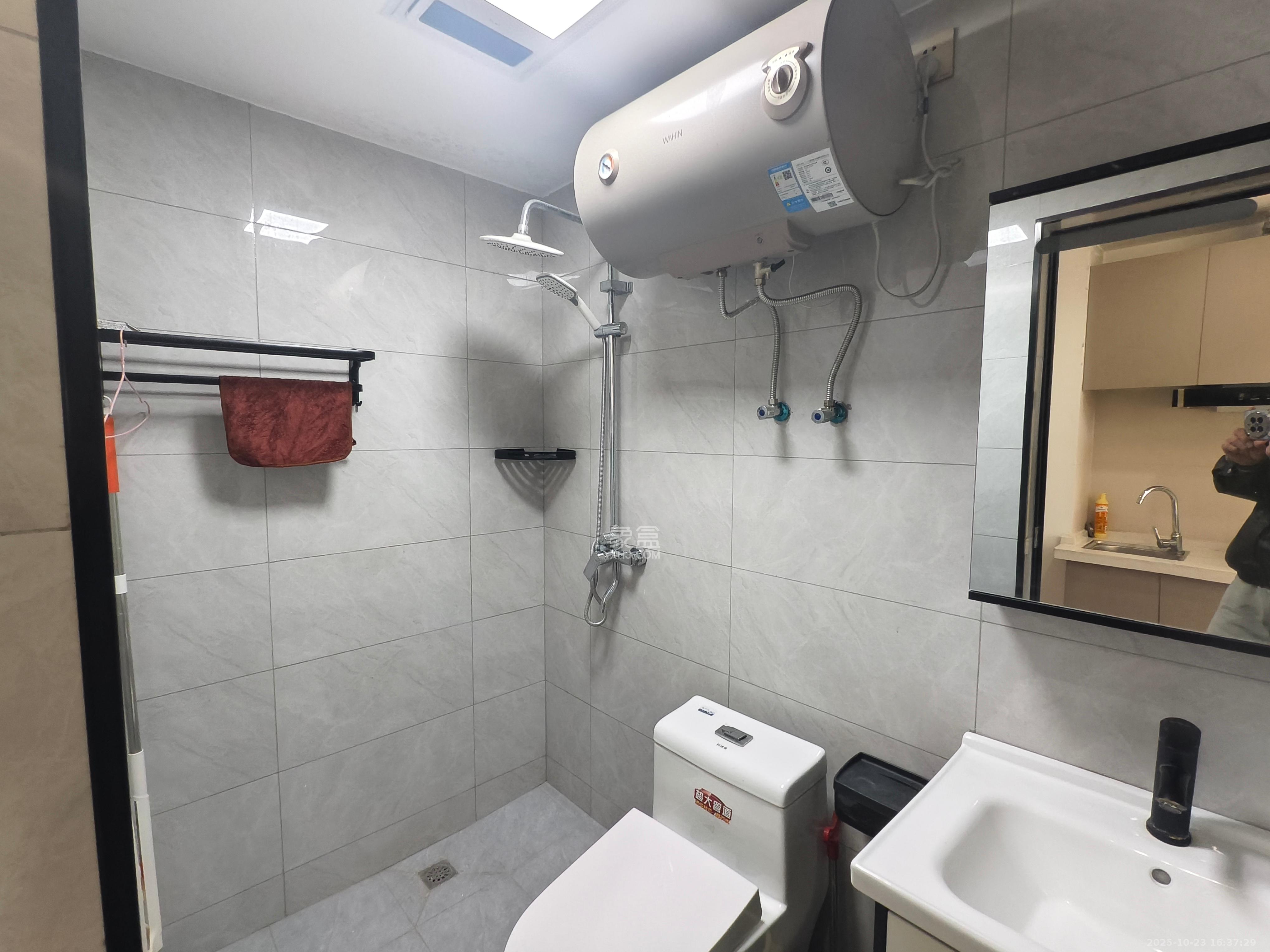 碧桂园印象  1室0厅0卫    1300.0元/月室内图