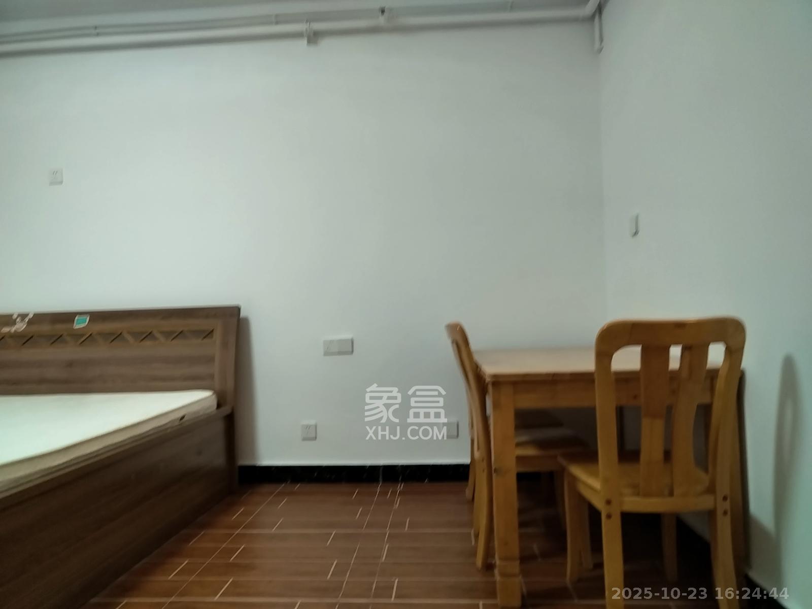 五矿万境水岸二期(五矿万境水岸和苑) 1室1厅1卫 1500.0元/月 五矿万境水岸二期(五矿万境水岸和苑) 1室1厅1卫 1500.0元/月室内图