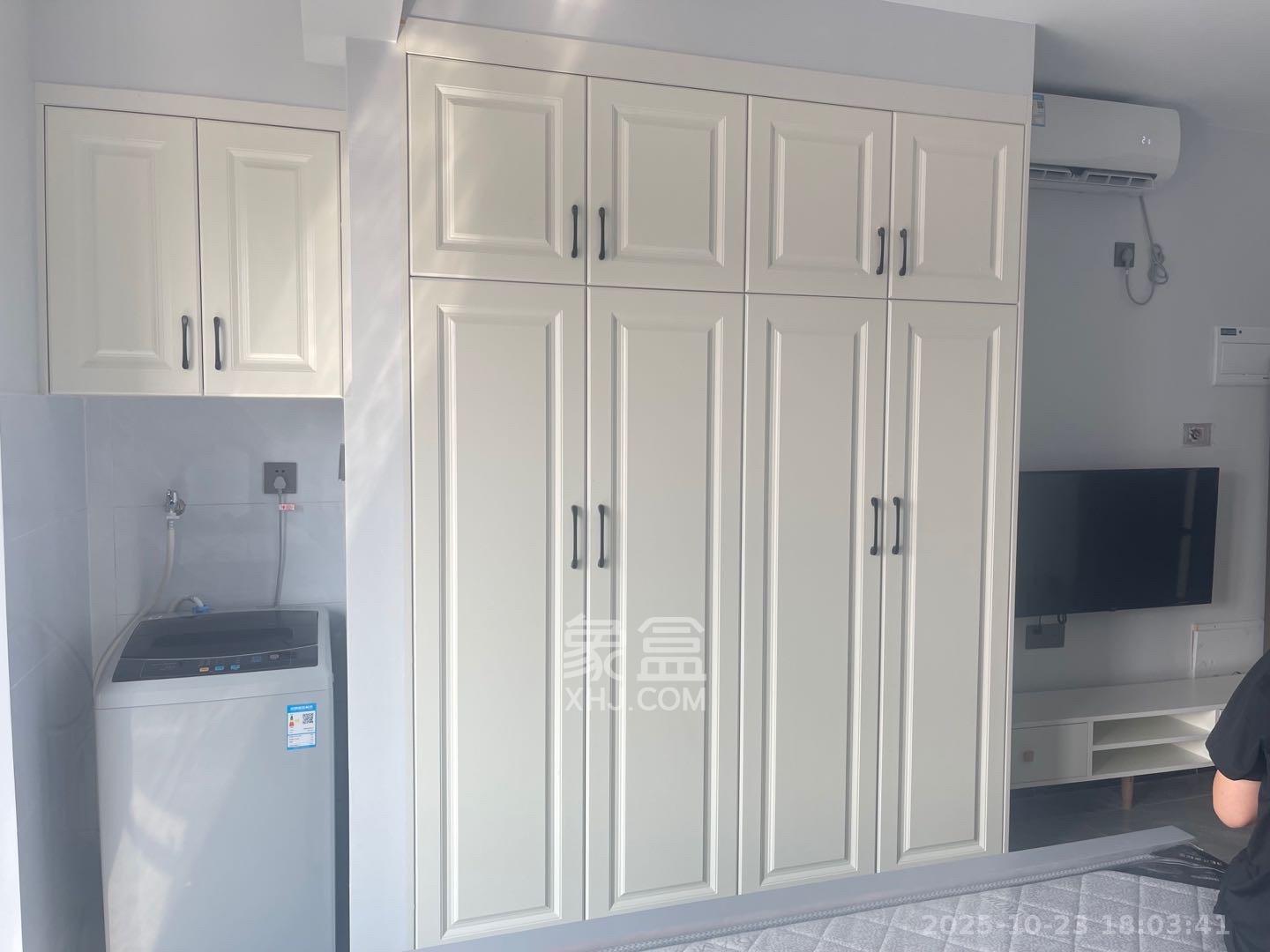 中海珑悦府  1室1厅1卫    1200.0元/月室内图