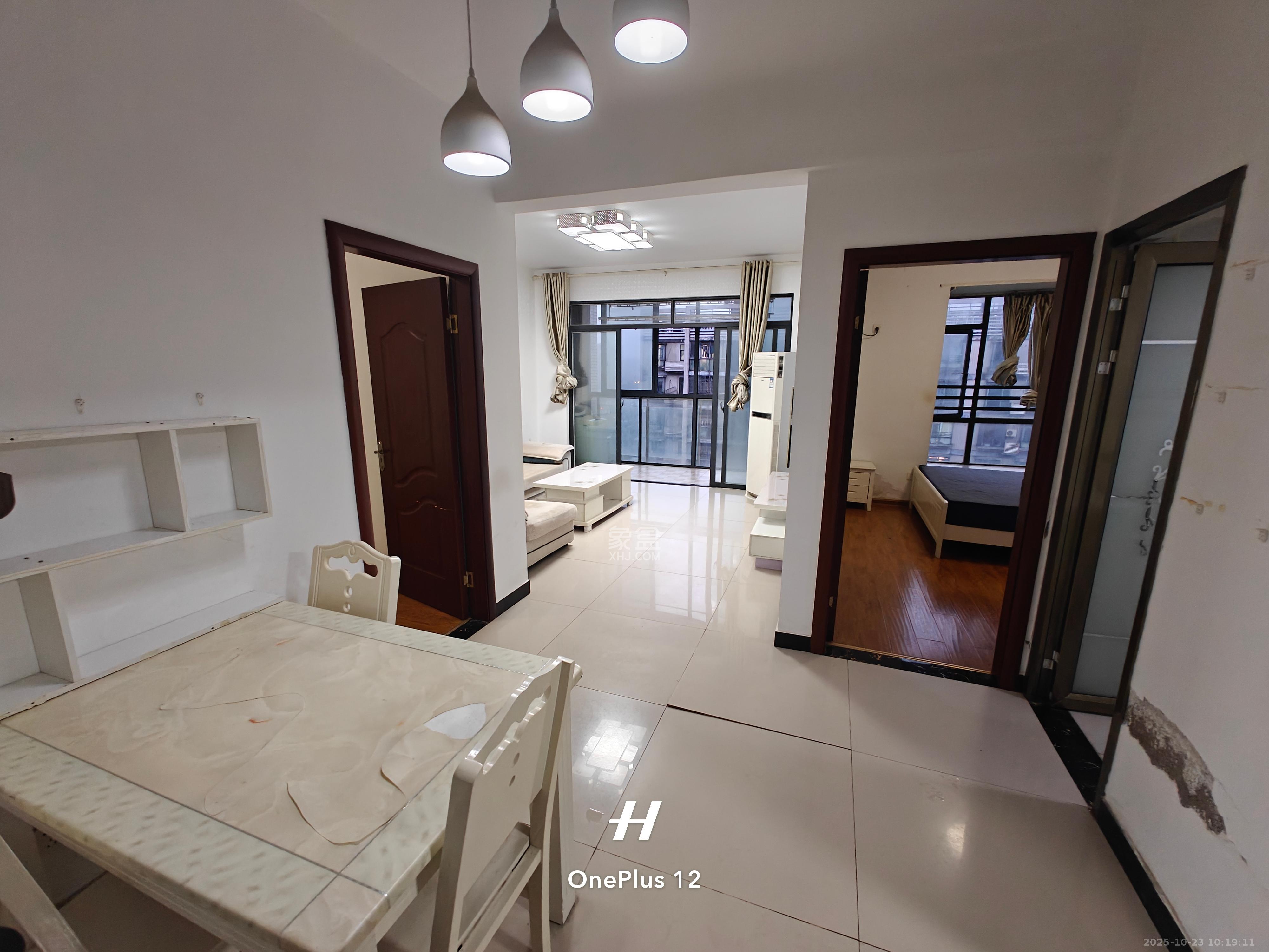 星城映象  2室1厅1卫    2100.0元/月室内图