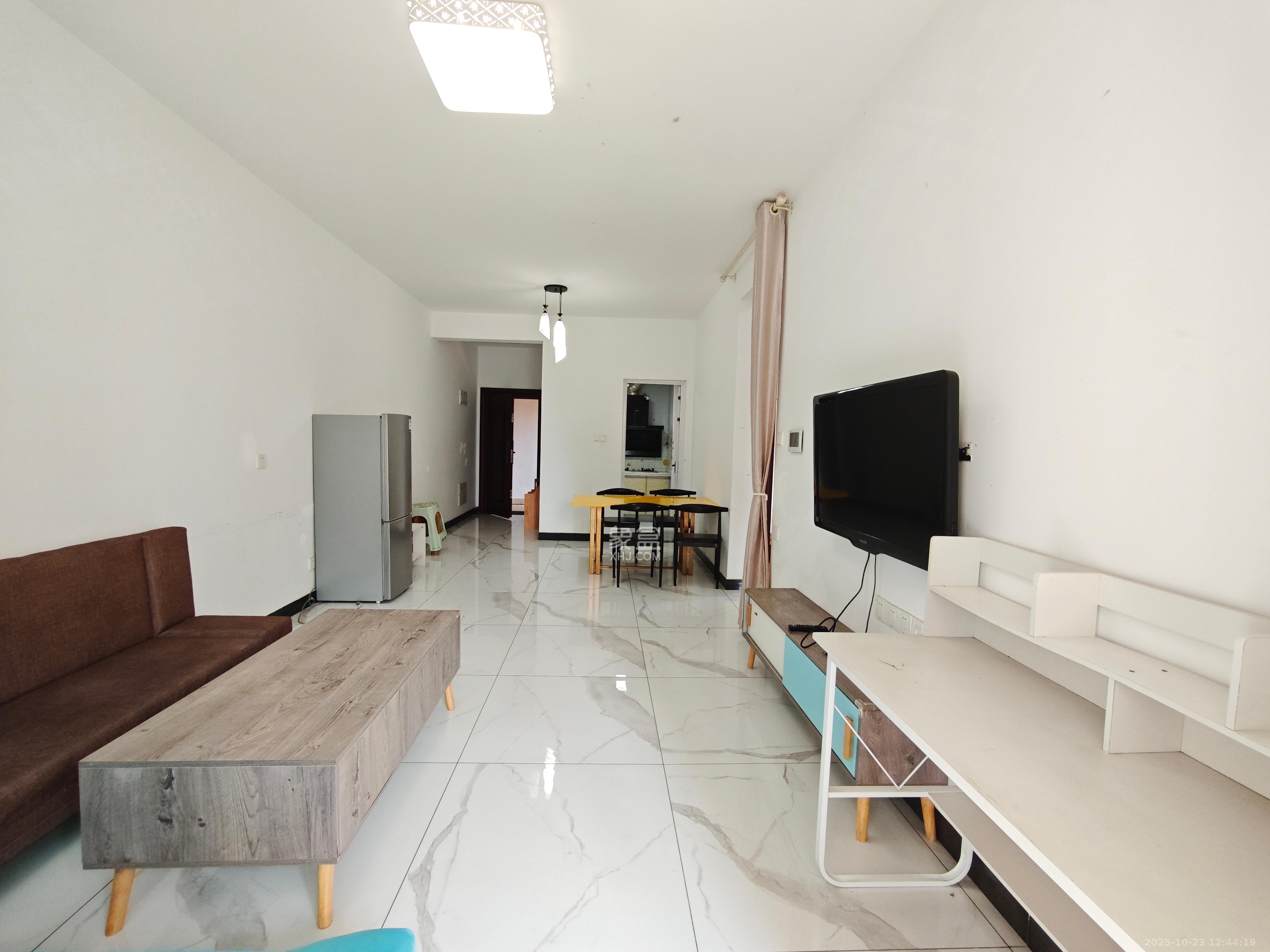 江山帝景哈佛  2室2厅1卫    1700.0元/月室内图