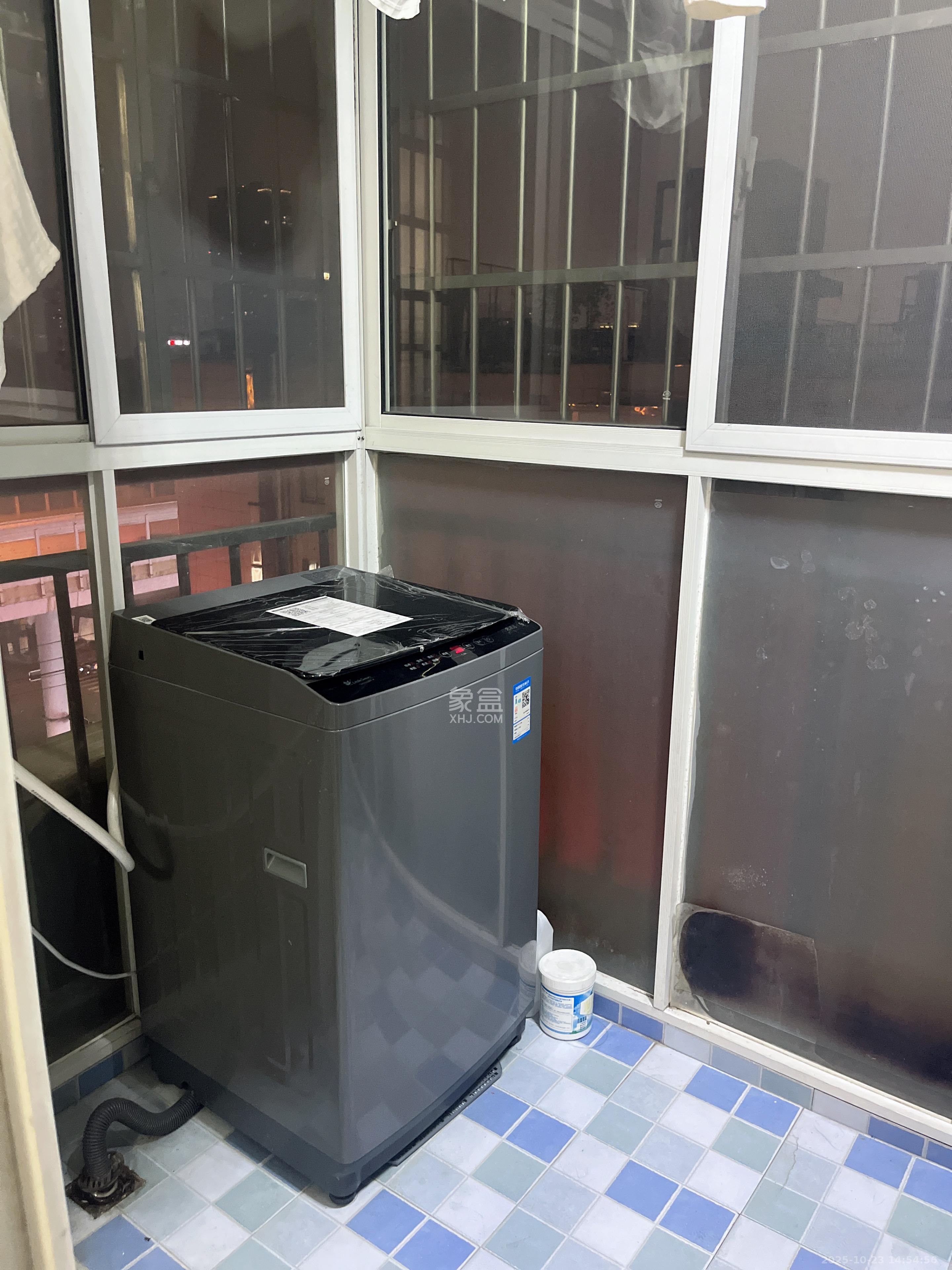 星典时代  3室2厅1卫    2200.0元/月 星典时代  3室2厅1卫    2200.0元/月室内图