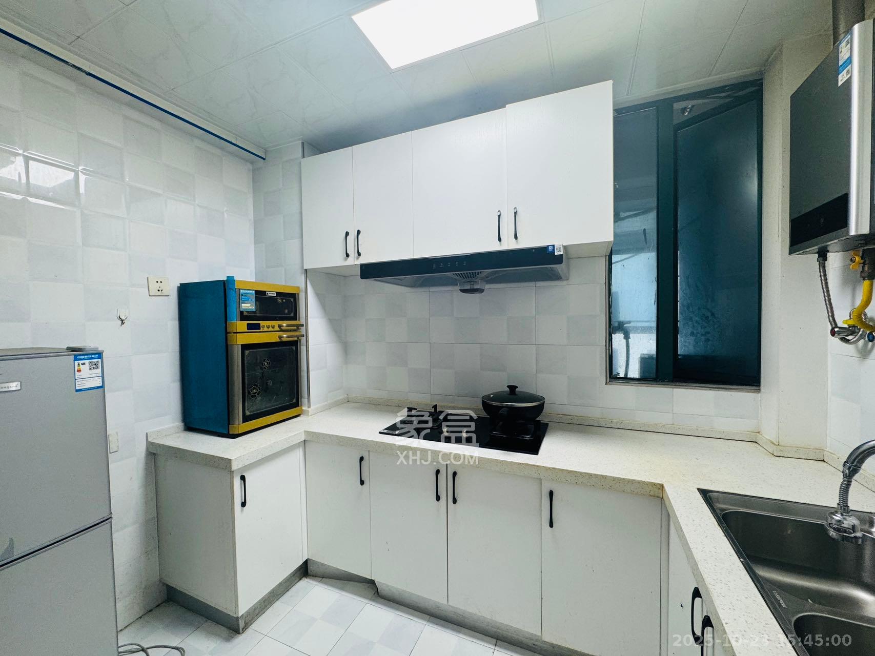 才子嘉都  3室2厅2卫    2100.0元/月室内图